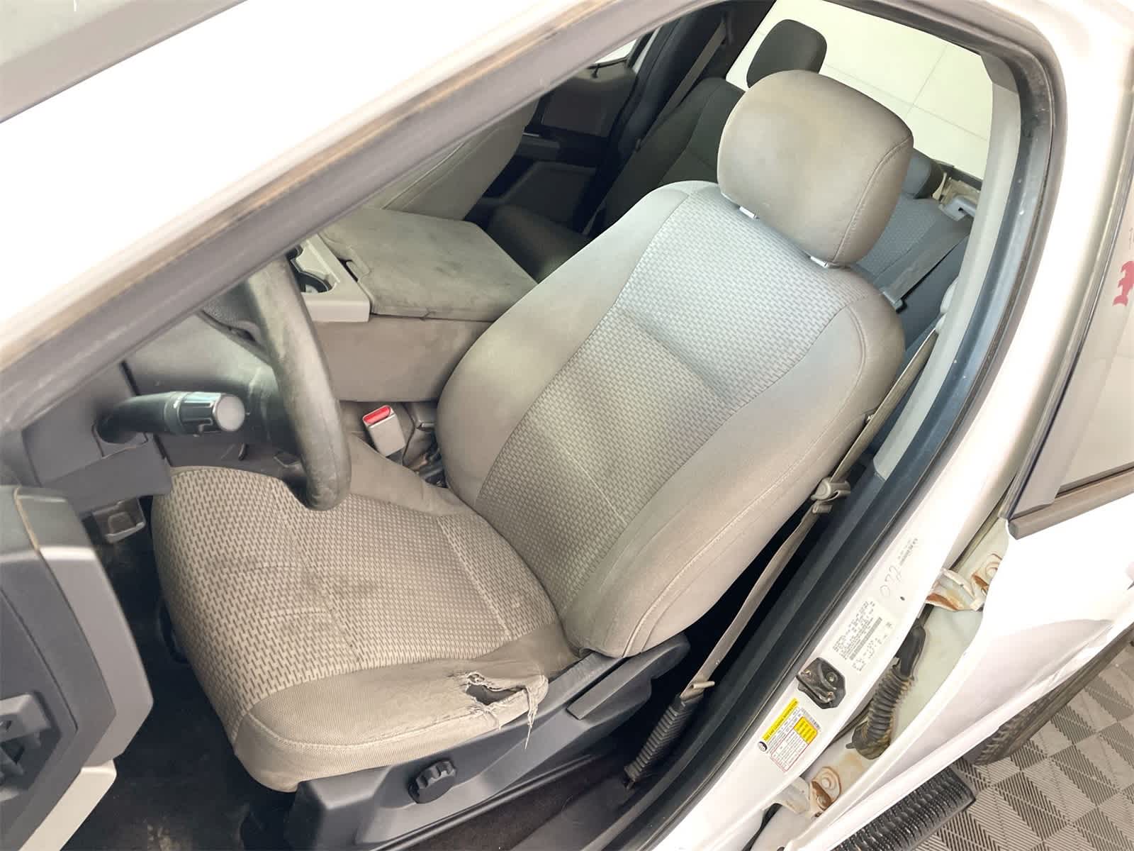 Thumbnail: 2017 Ford F-150 - 10