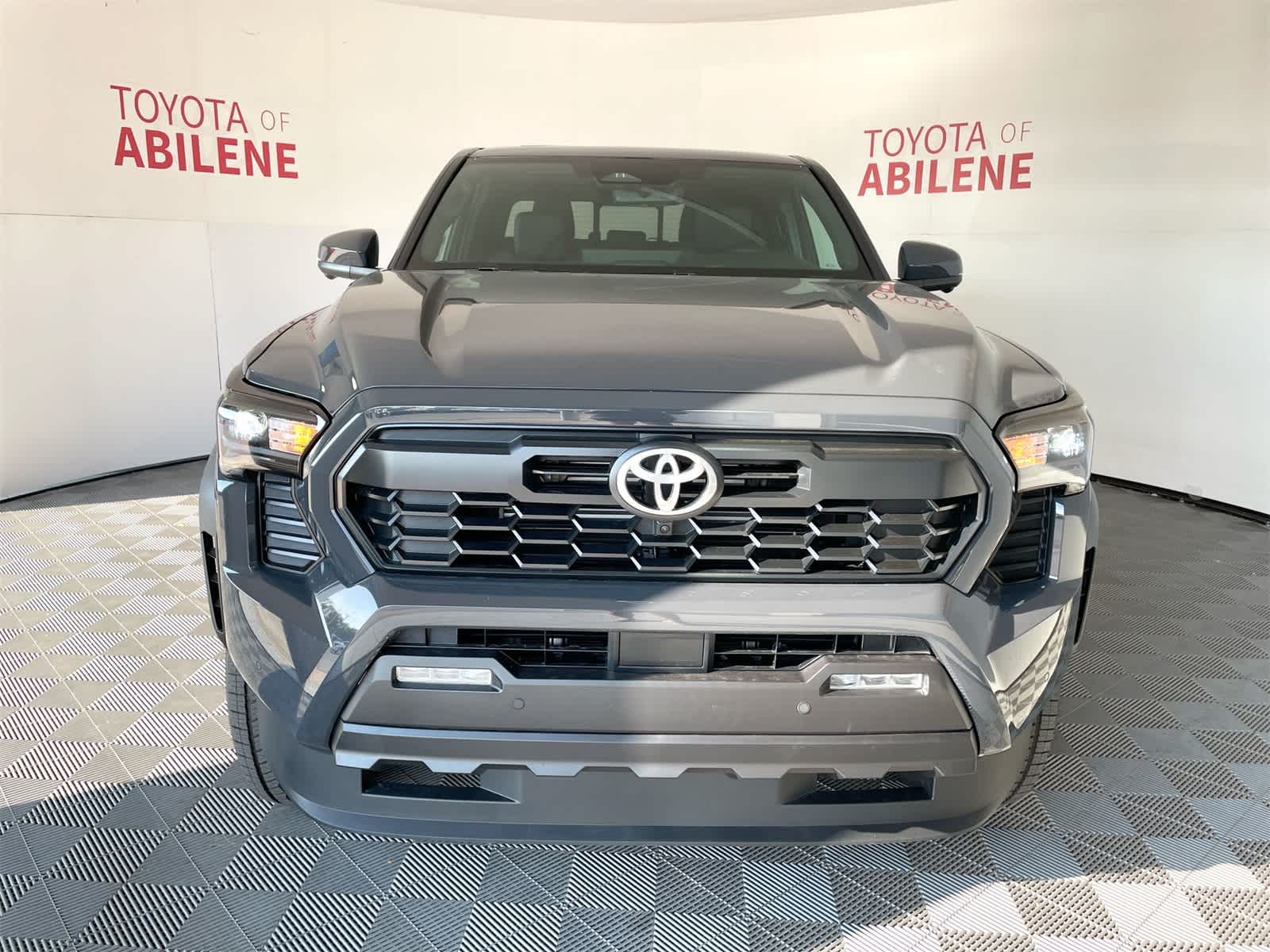 Thumbnail: 2025 Toyota Tacoma - 8