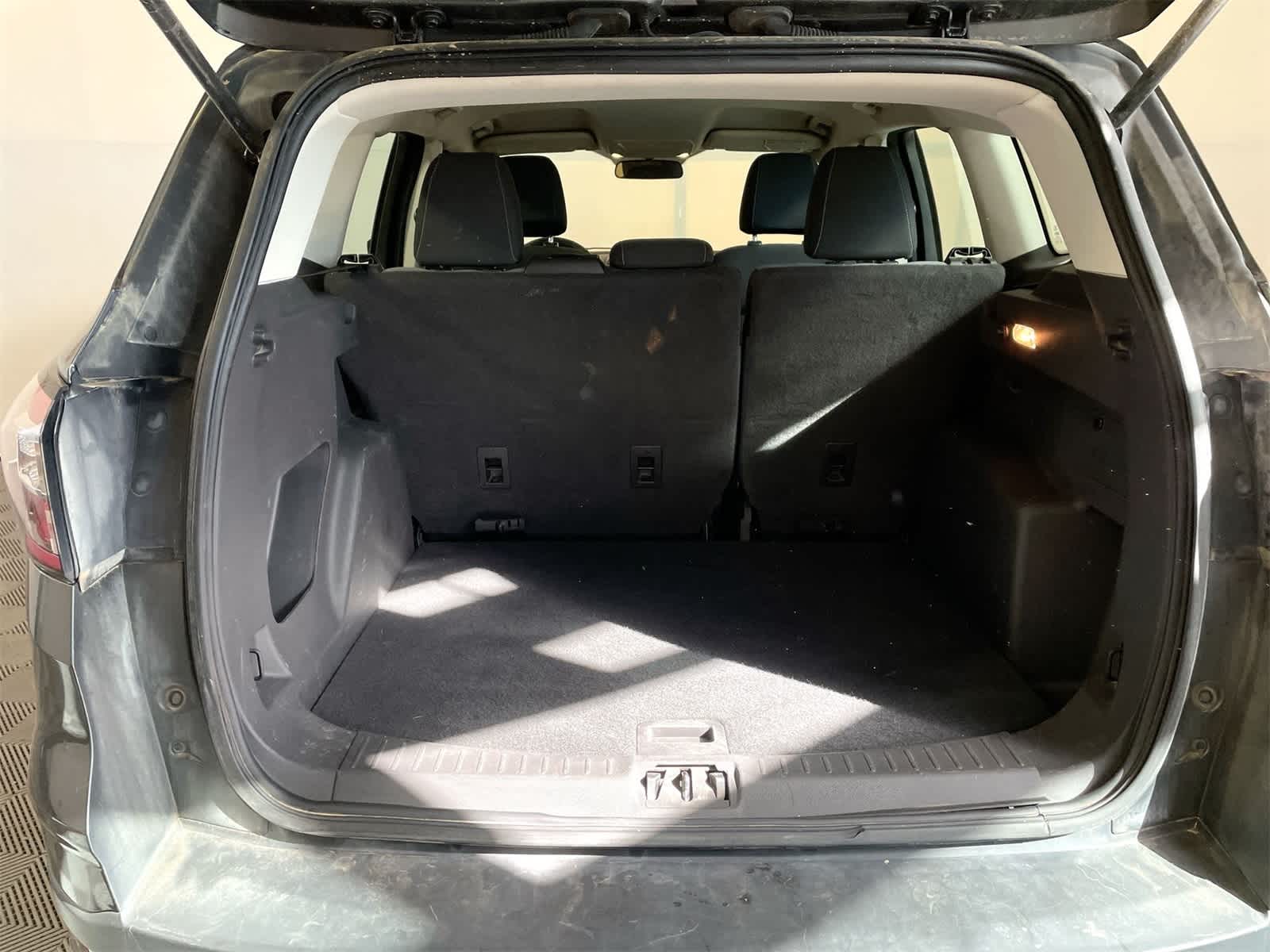 Thumbnail: 2017 Ford Escape - 5