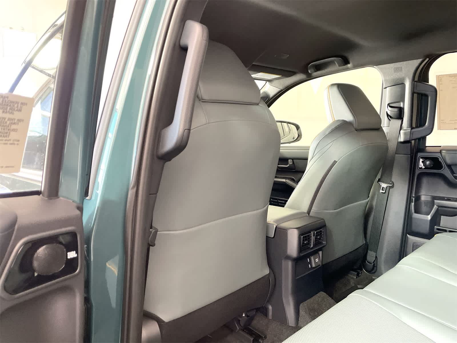 Thumbnail: 2025 Toyota 4Runner - 13