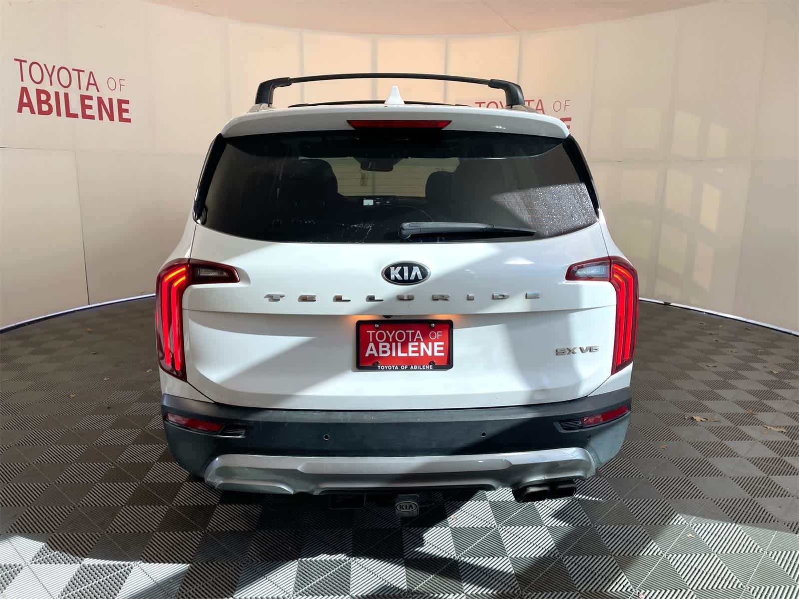 Thumbnail: 2020 Kia Telluride - 4