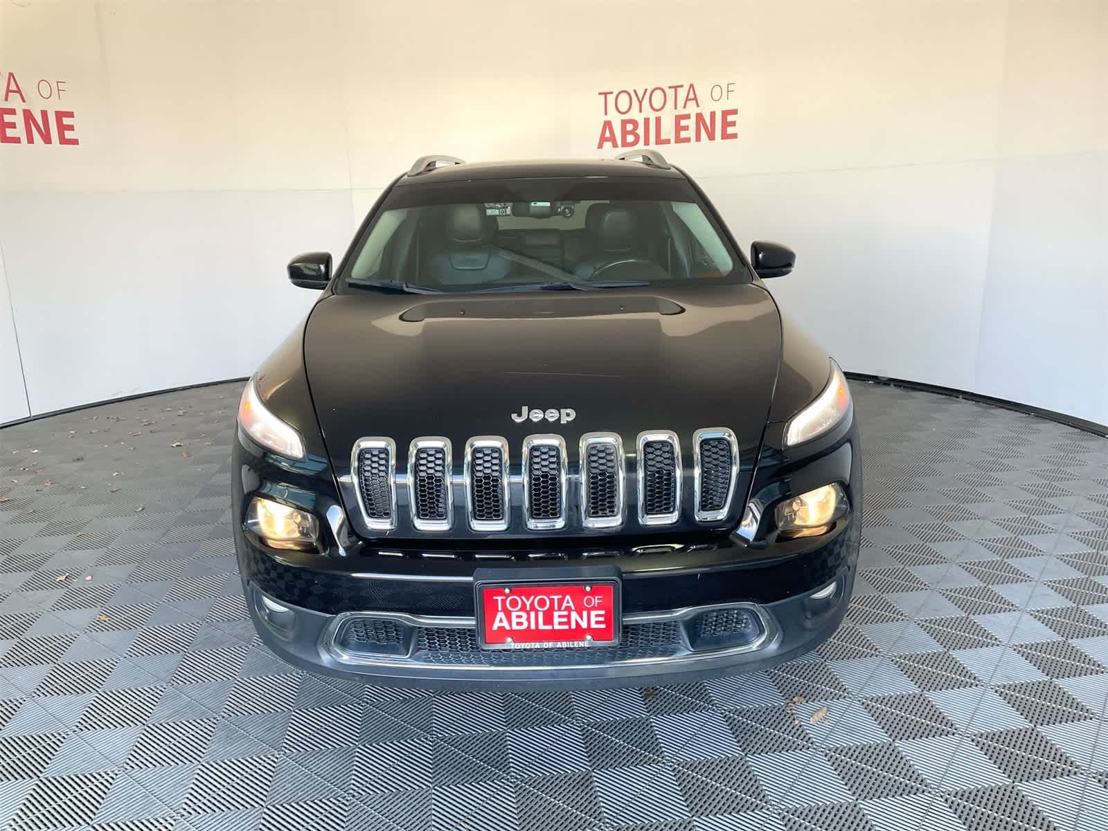 Thumbnail: 2016 Jeep Cherokee - 9