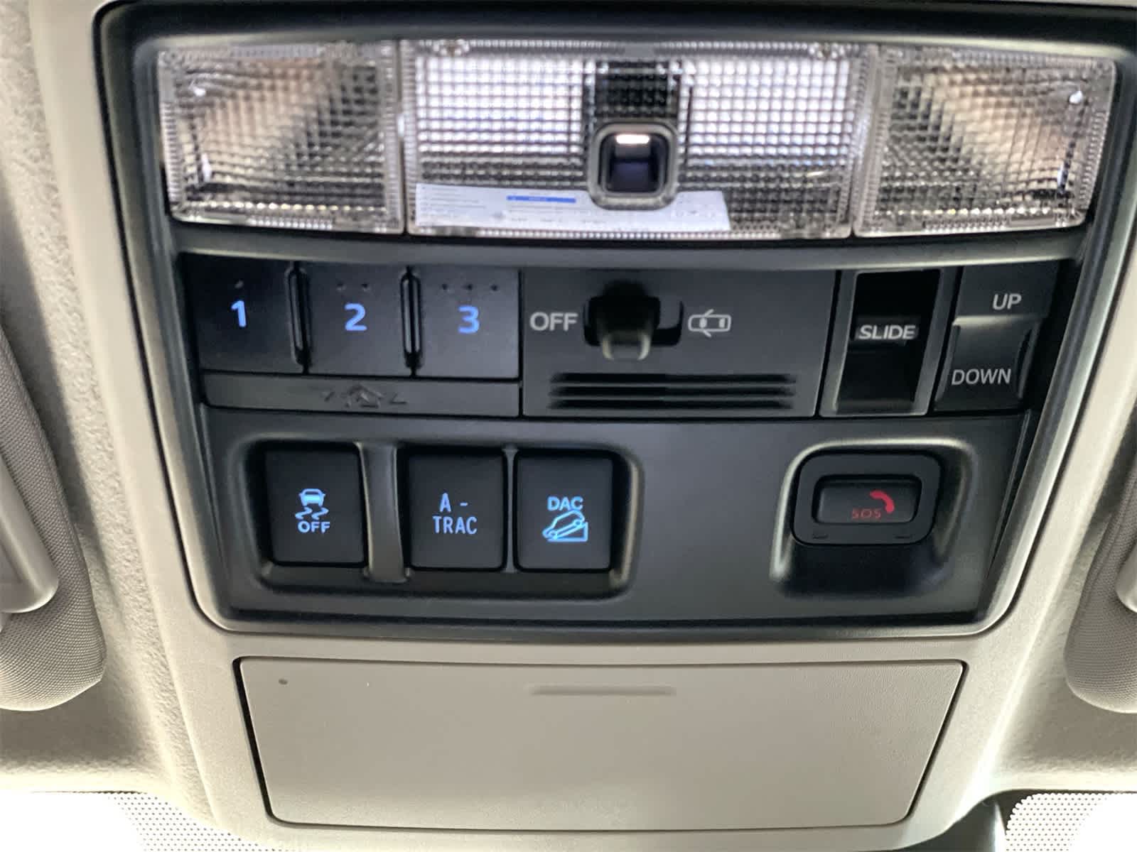 Thumbnail: 2023 Toyota 4Runner - 24