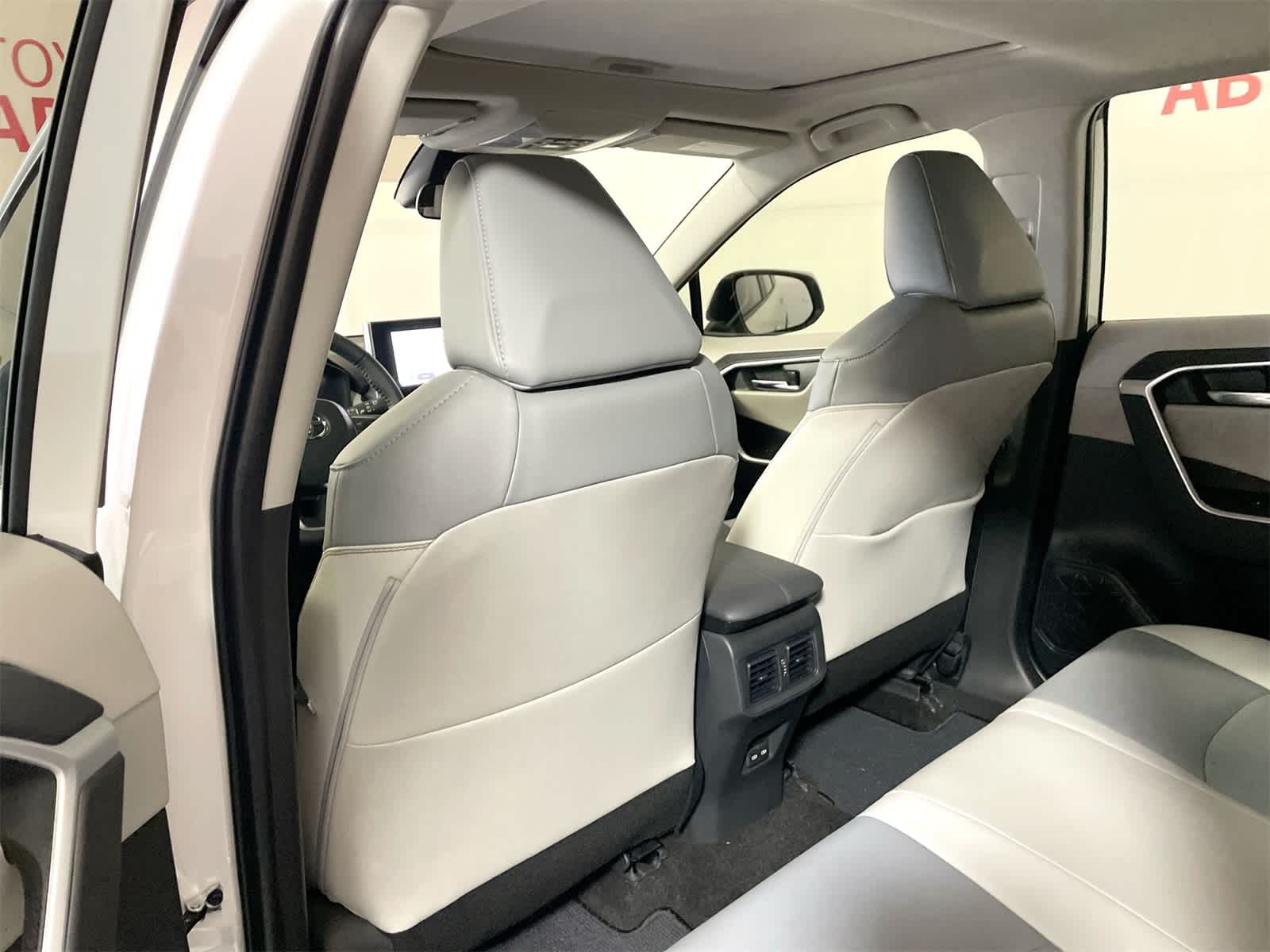 Thumbnail: 2025 Toyota RAV4 - 13