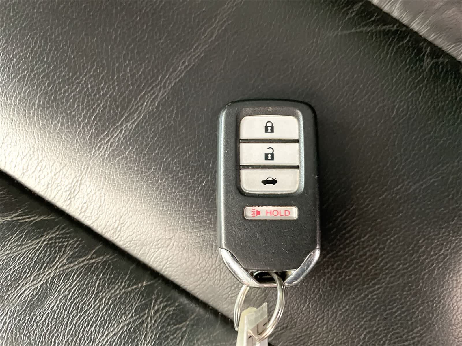 Thumbnail: 2015 Honda Civic - 26