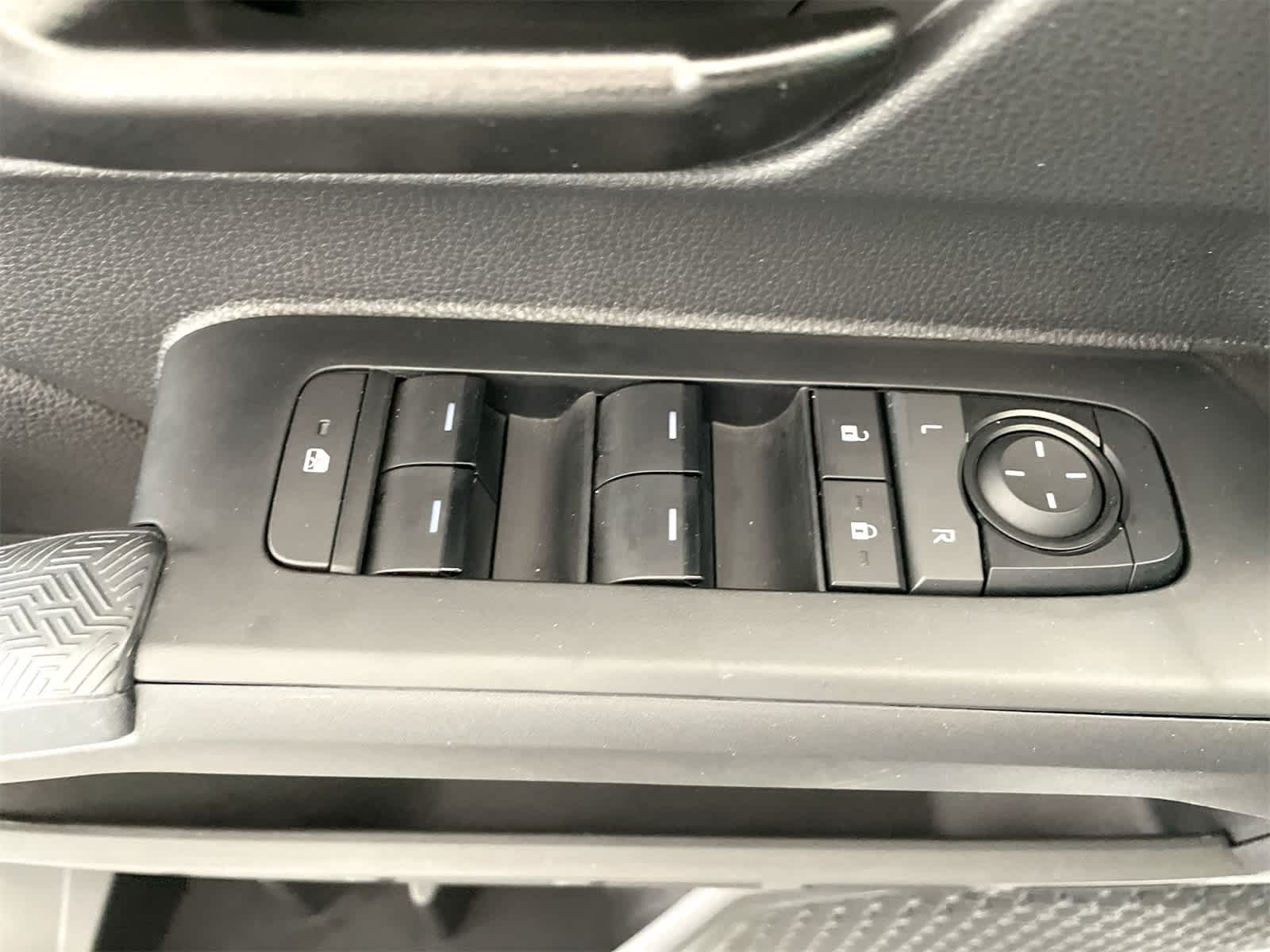 Thumbnail: 2025 Toyota Tacoma - 11