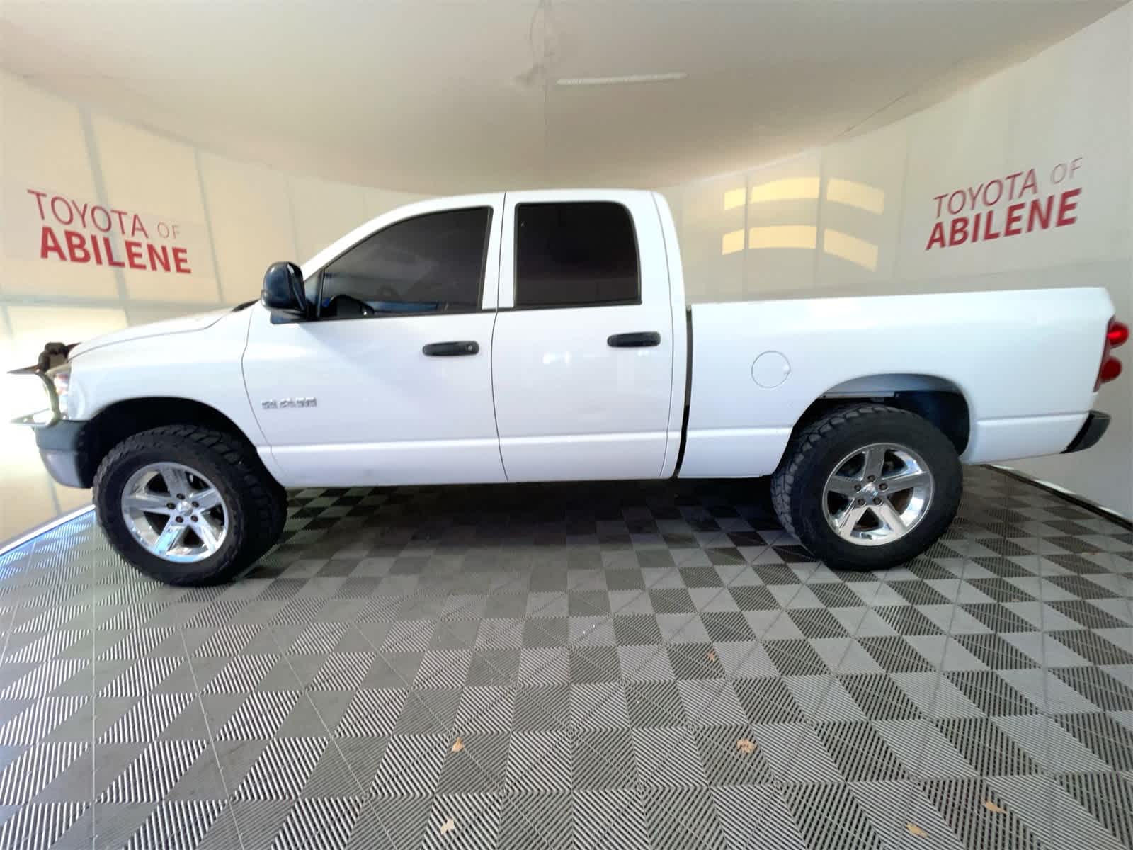 Thumbnail: 2008 Dodge Ram 1500 - 2