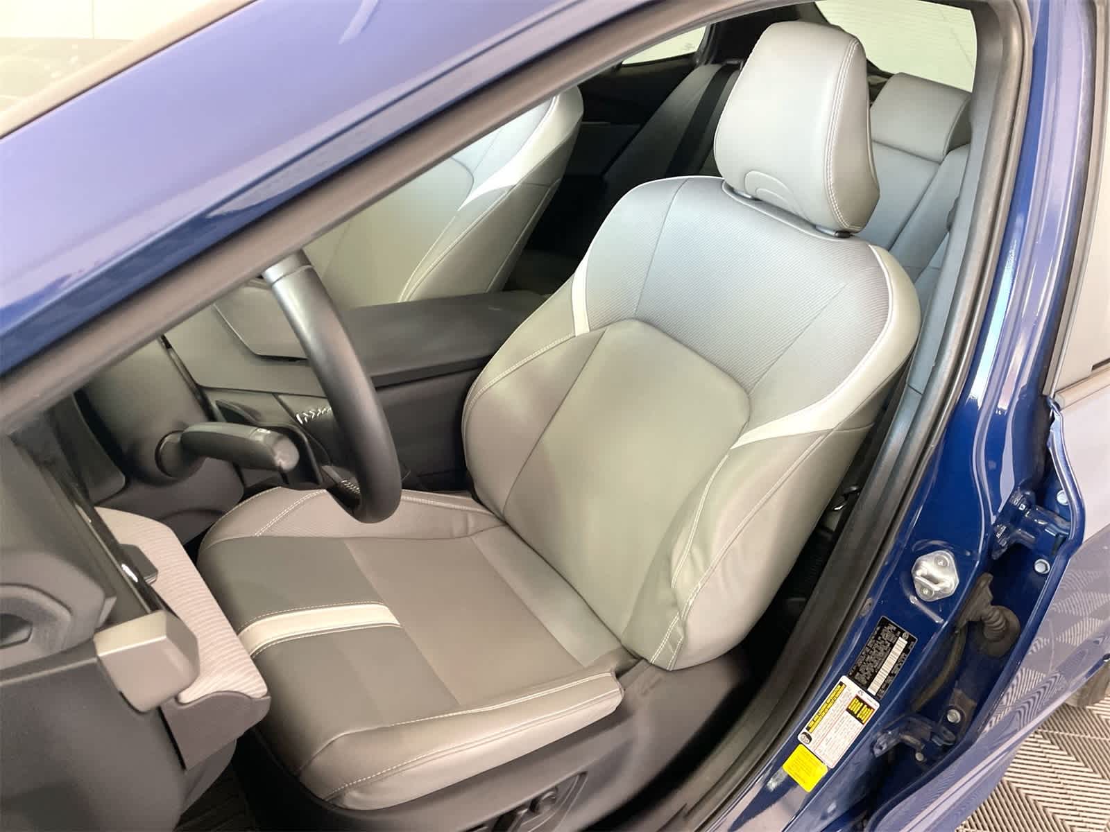 Thumbnail: 2025 Toyota Camry - 9