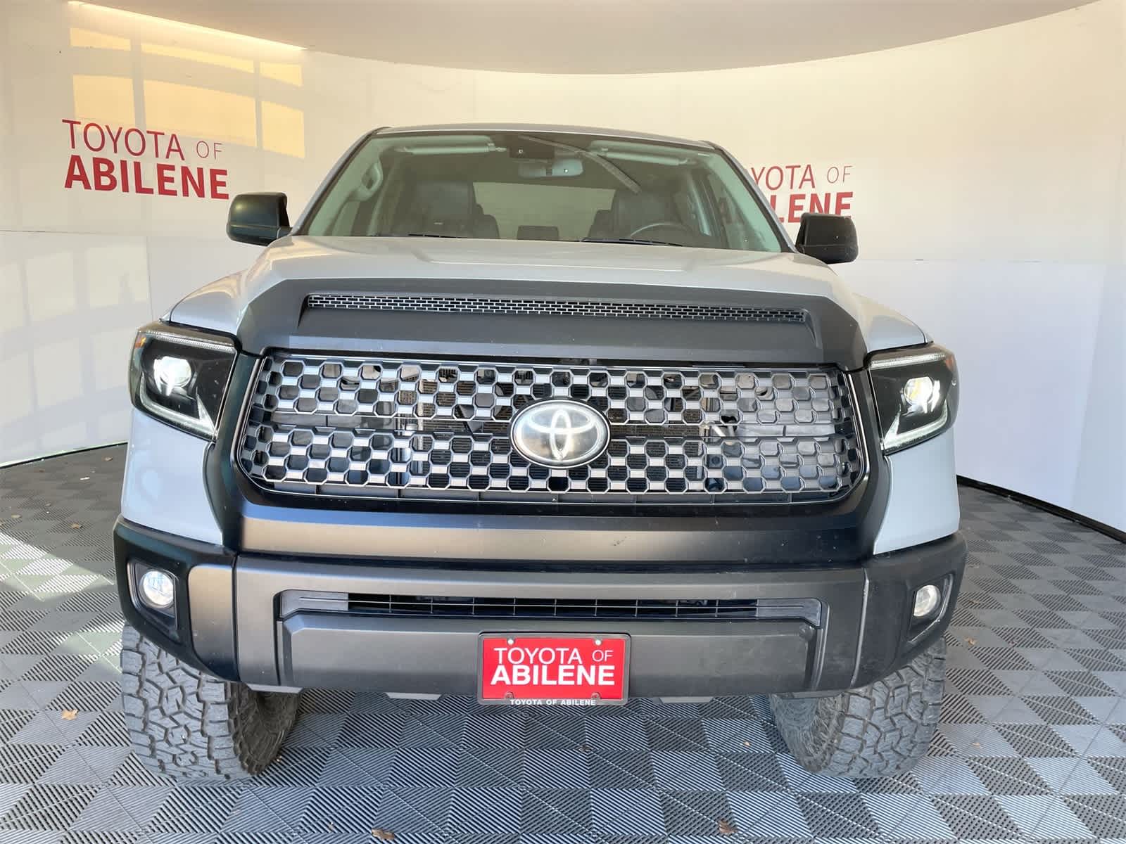 Thumbnail: 2020 Toyota Tundra - 6