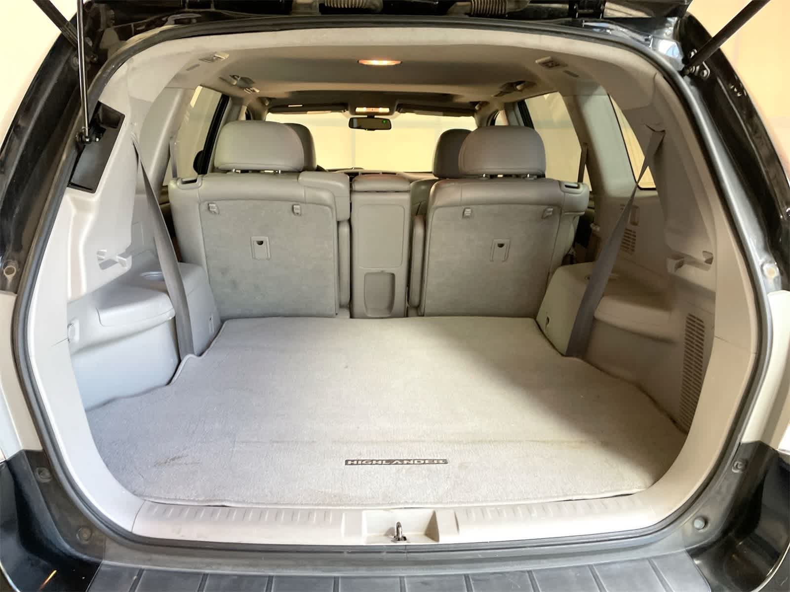 Thumbnail: 2011 Toyota Highlander - 5