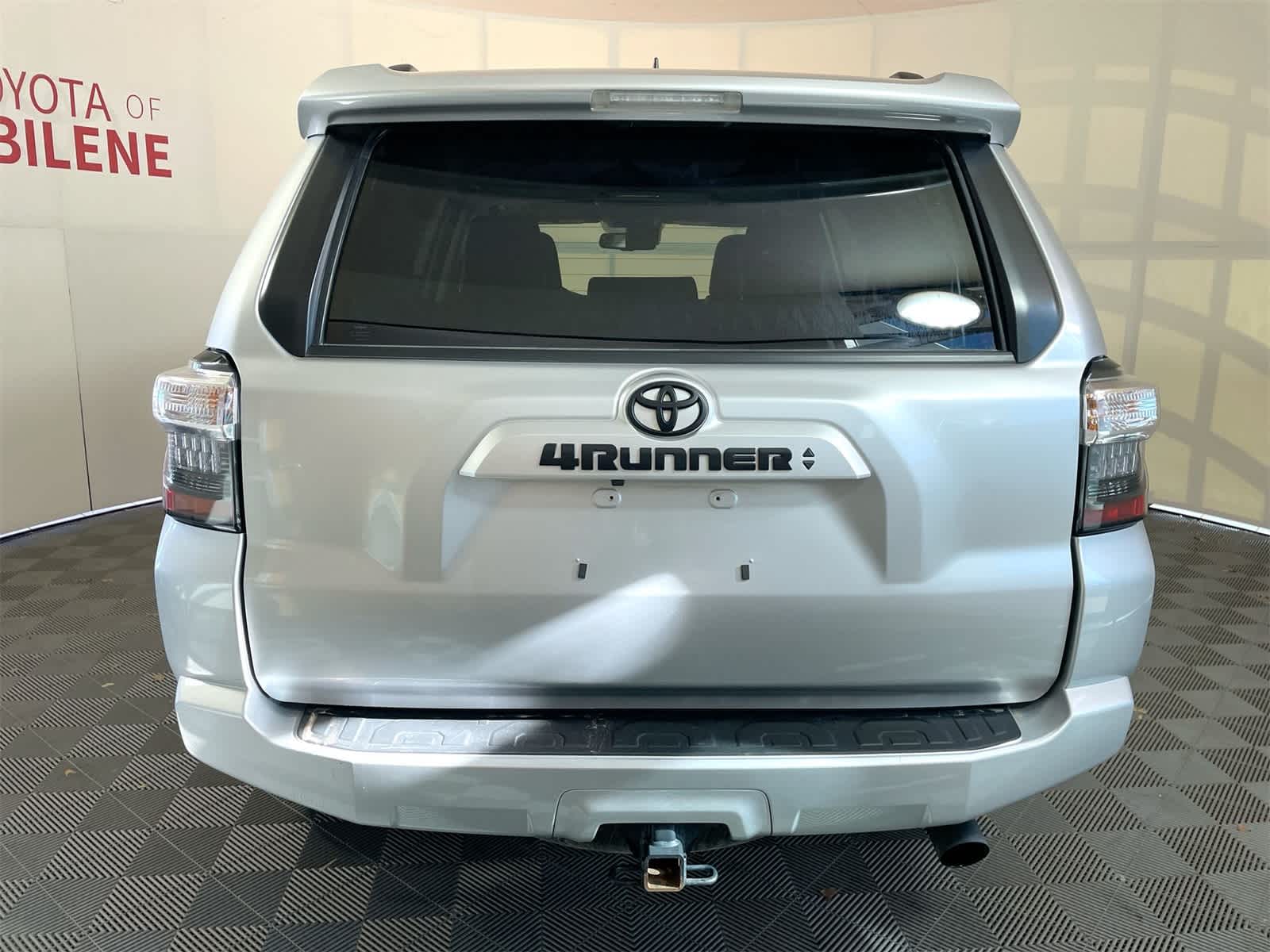 Thumbnail: 2023 Toyota 4Runner - 4