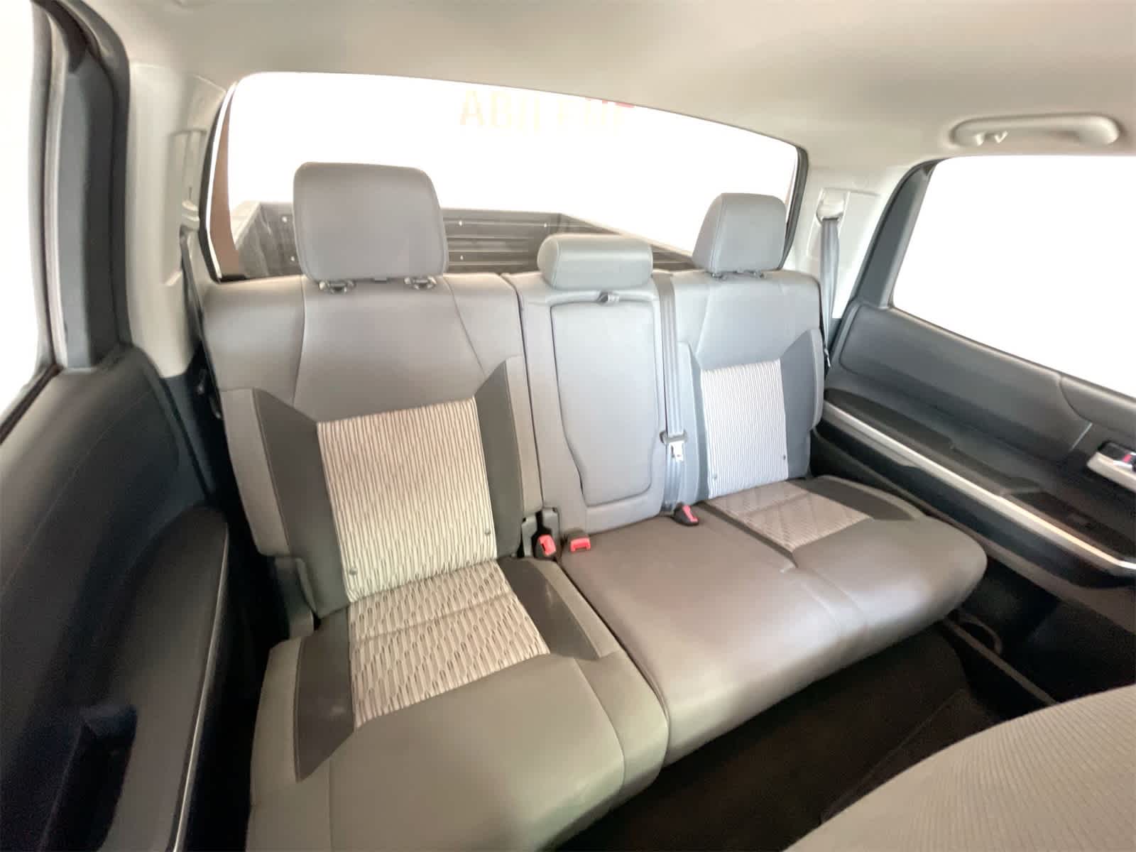 Thumbnail: 2015 Toyota Tundra - 15