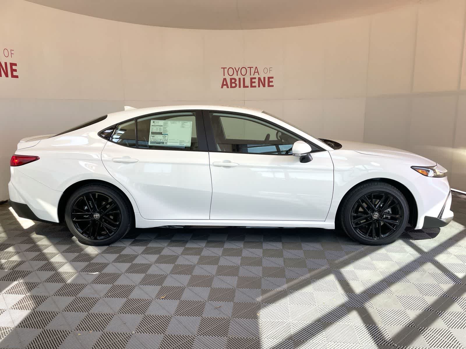 Thumbnail: 2026 Toyota Camry - 8