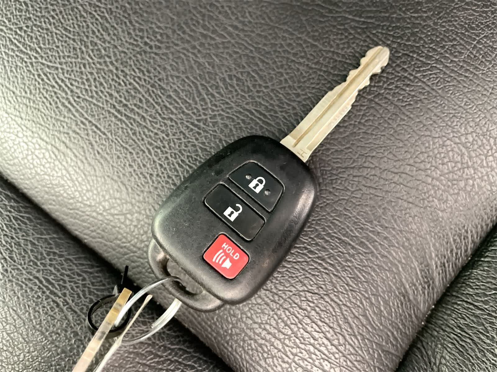 Thumbnail: 2020 Toyota Tundra - 24