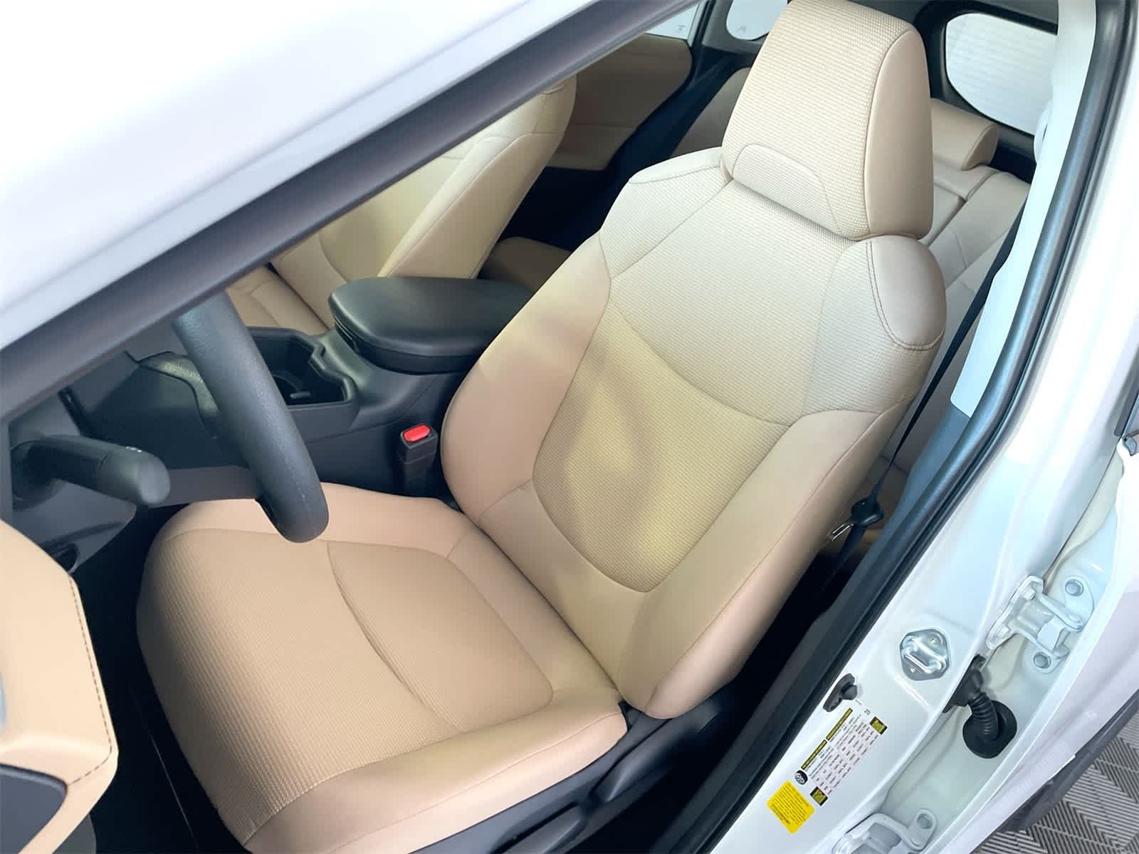 Thumbnail: 2025 Toyota RAV4 - 10