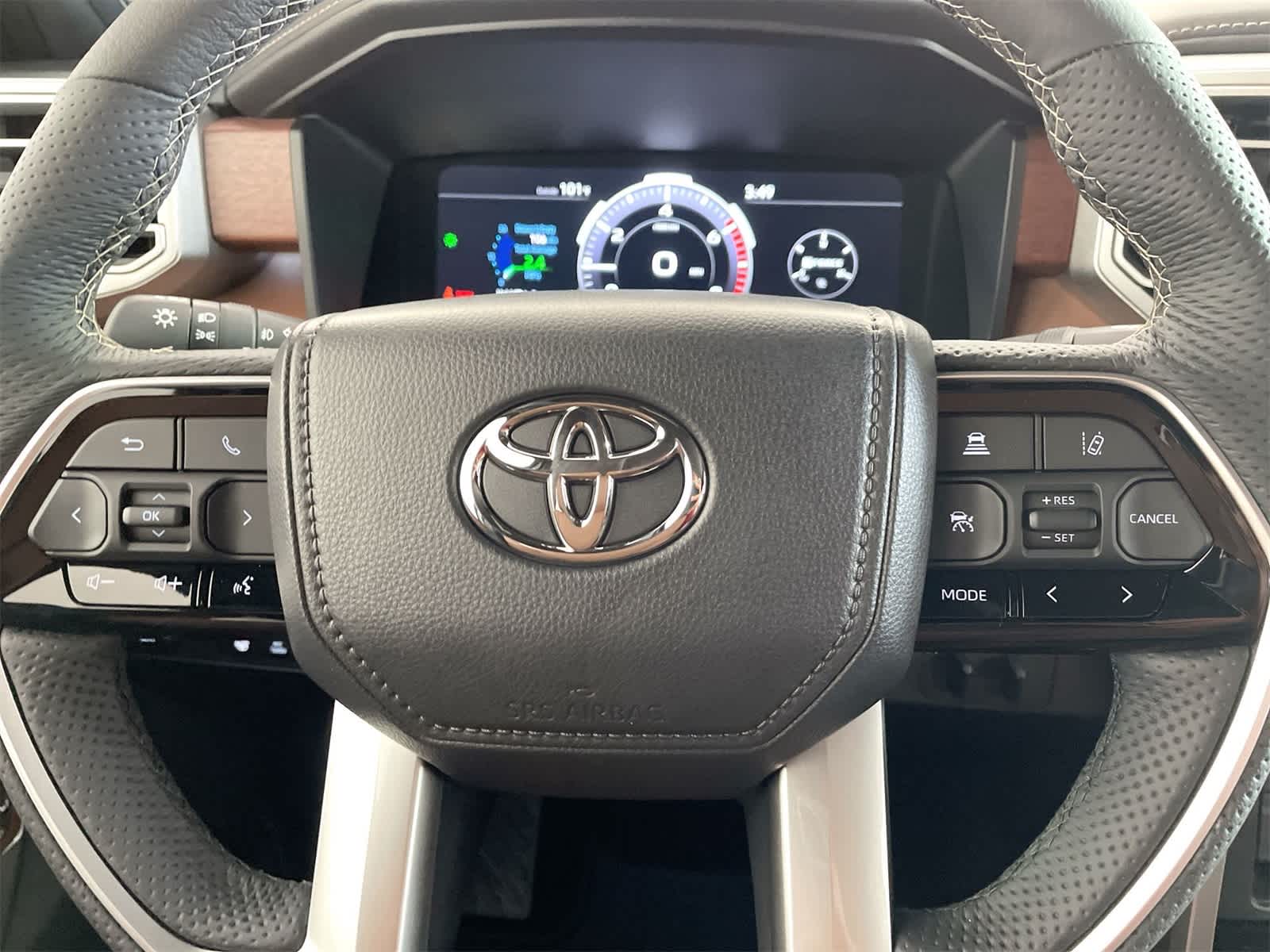 Thumbnail: 2025 Toyota Tundra - 18