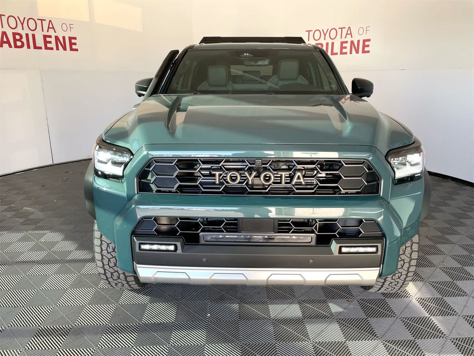 Thumbnail: 2025 Toyota 4Runner - 9