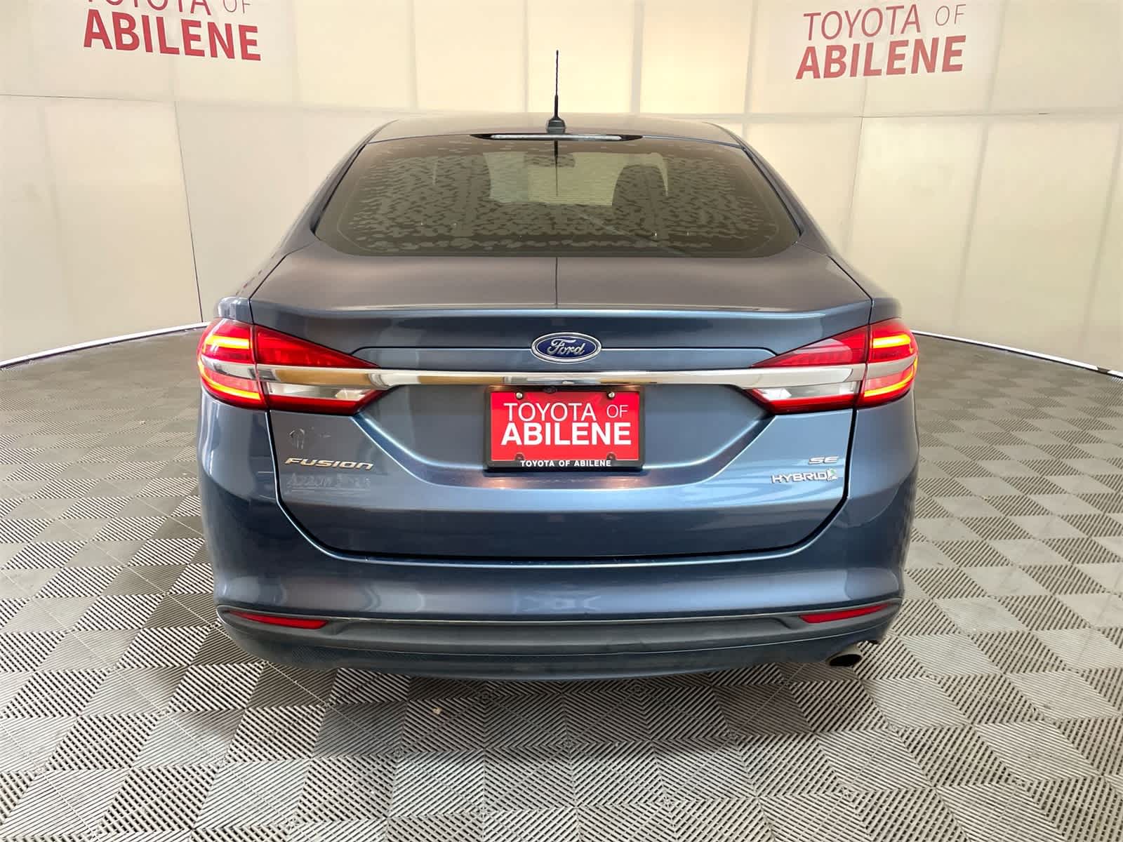 Thumbnail: 2018 Ford Fusion - 3