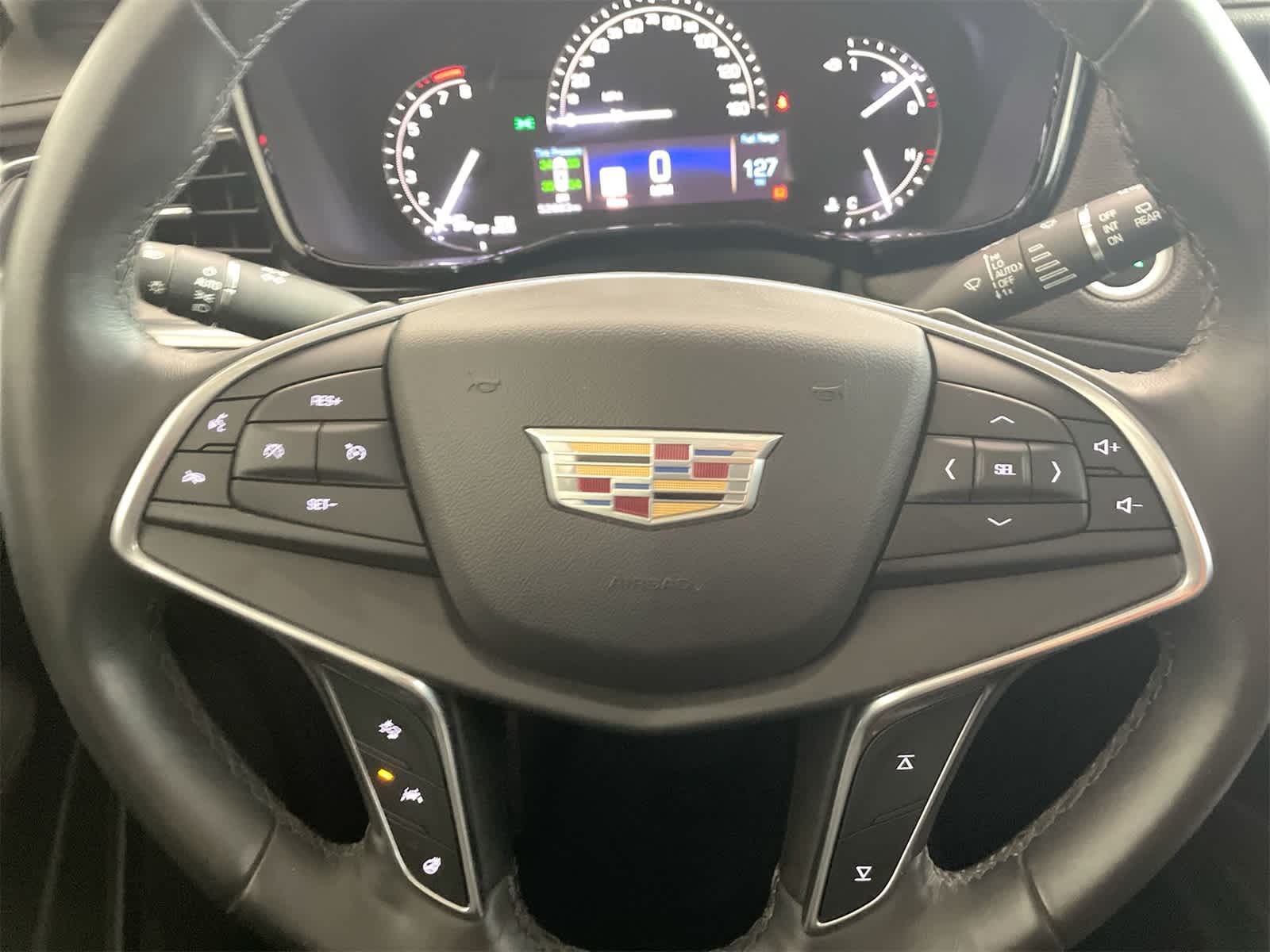 Thumbnail: 2017 Cadillac XT5 - 17