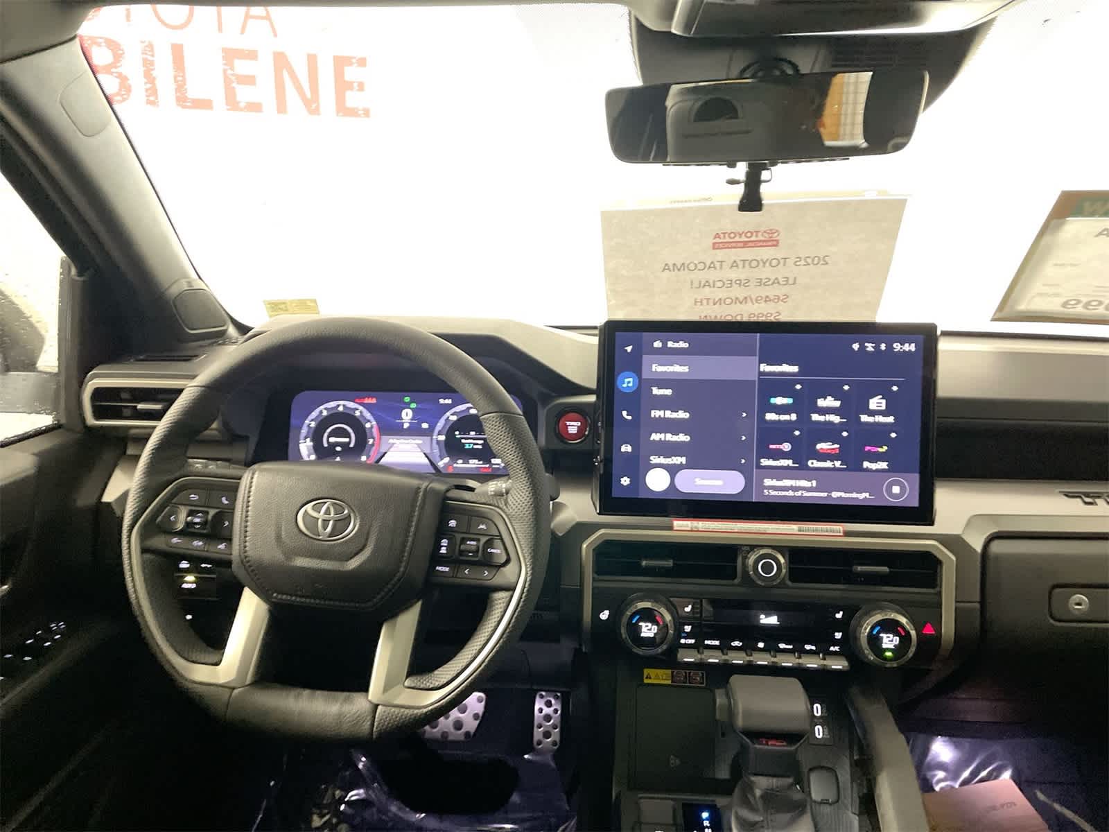 Thumbnail: 2025 Toyota Tacoma - 15