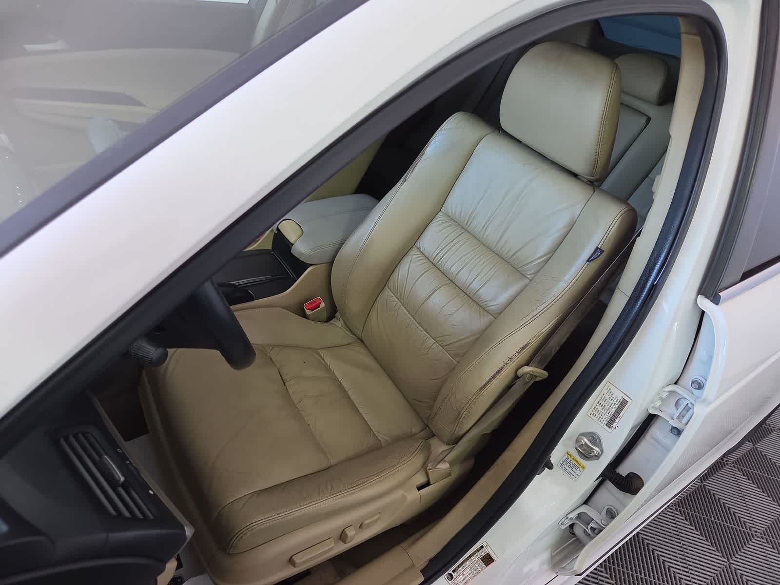 Thumbnail: 2012 Honda Accord - 10
