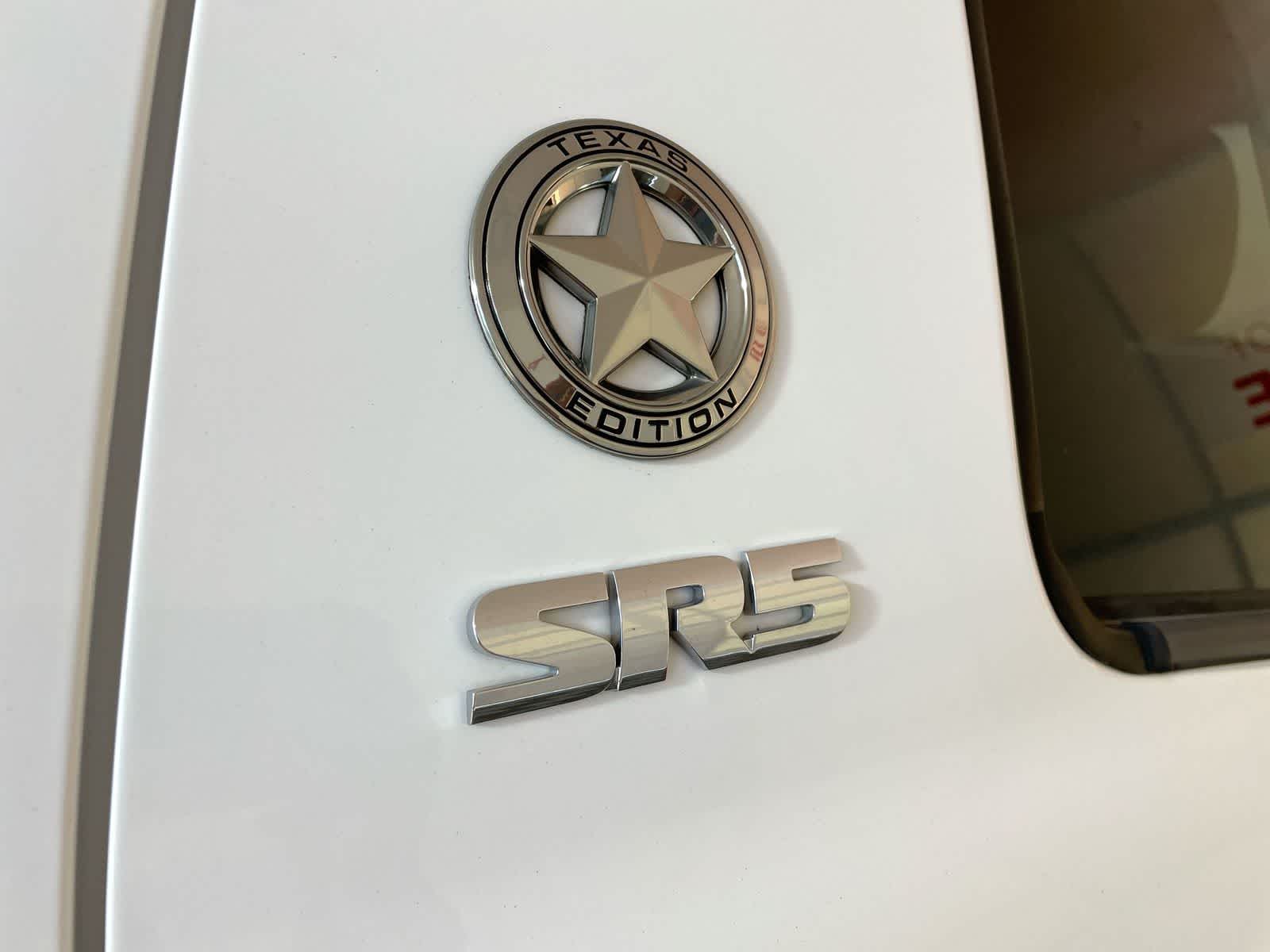 Thumbnail: 2013 Toyota Tundra - 6