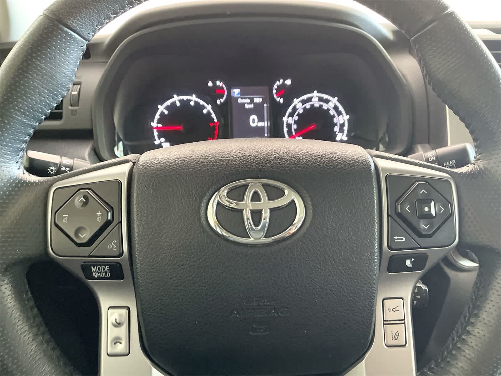 Thumbnail: 2020 Toyota 4Runner - 18