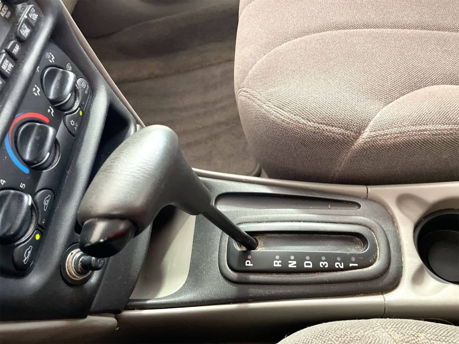 Thumbnail: 2001 Chevrolet Malibu - 19