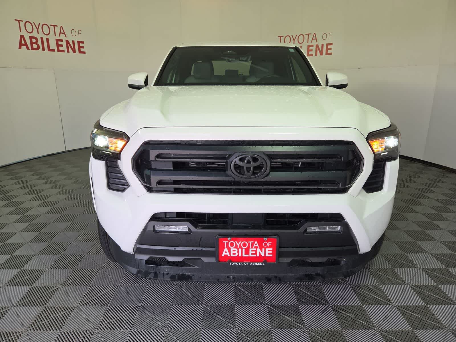 Thumbnail: 2025 Toyota Tacoma - 9