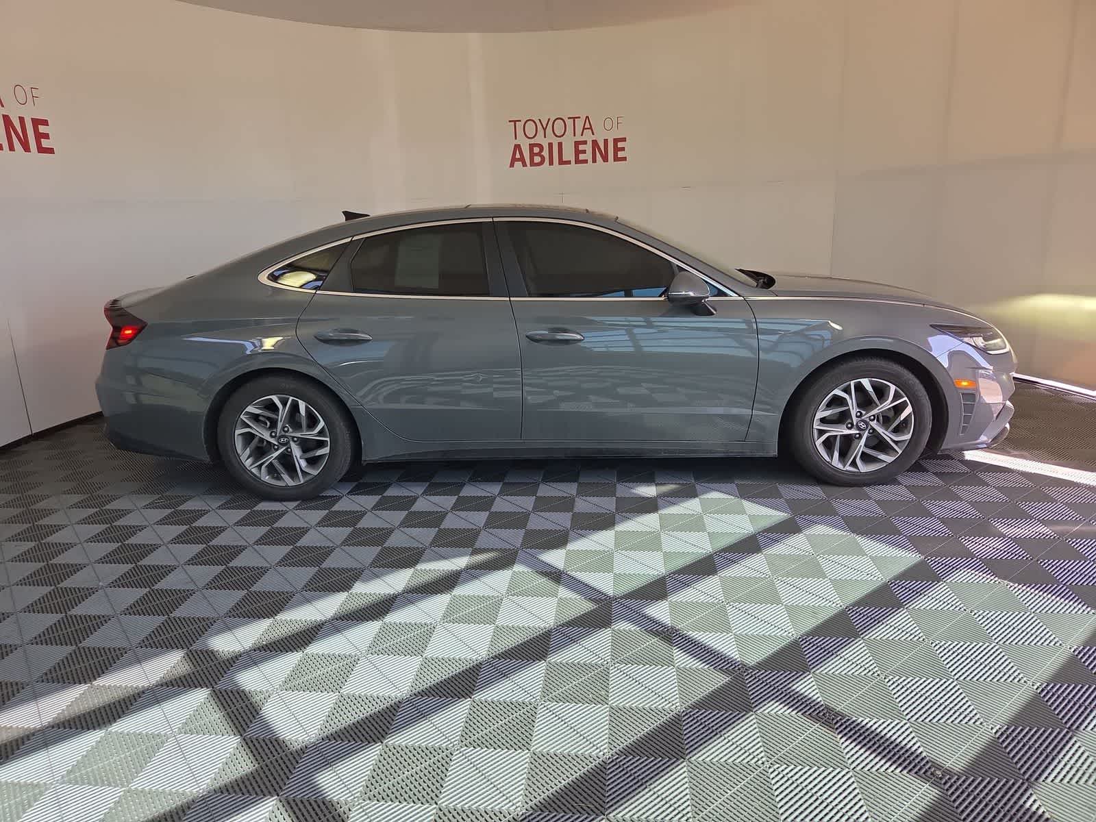 Thumbnail: 2023 Hyundai Sonata - 6