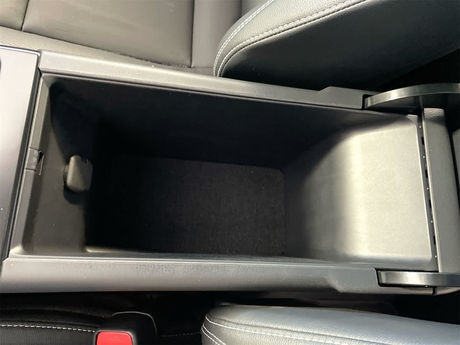 Thumbnail: 2025 Toyota Camry - 23