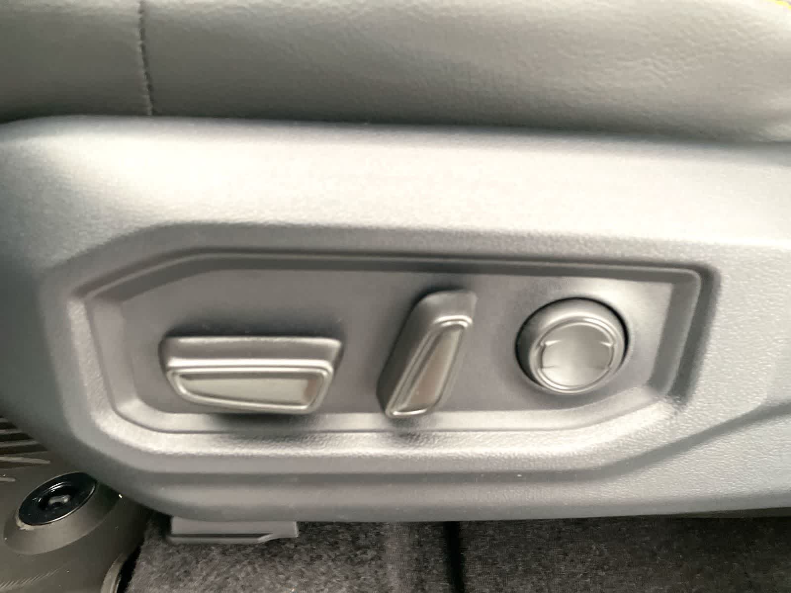 Thumbnail: 2026 Toyota Tundra - 10