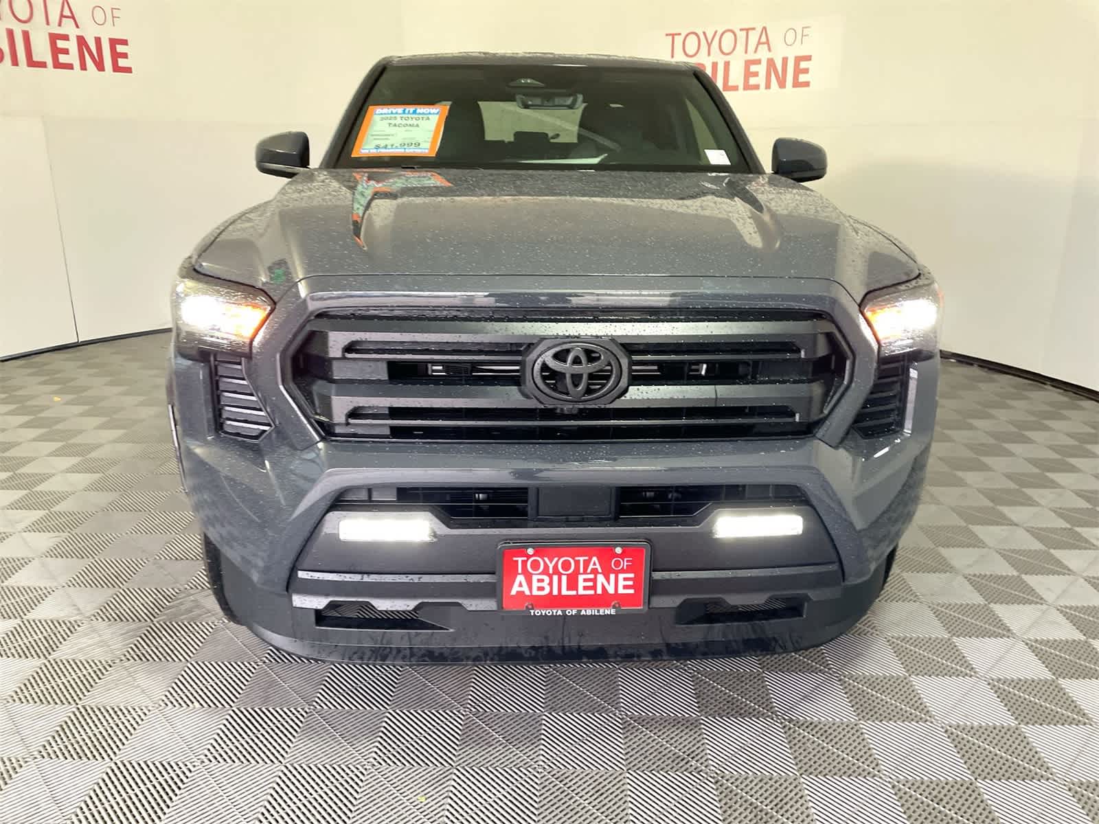 Thumbnail: 2025 Toyota Tacoma - 9