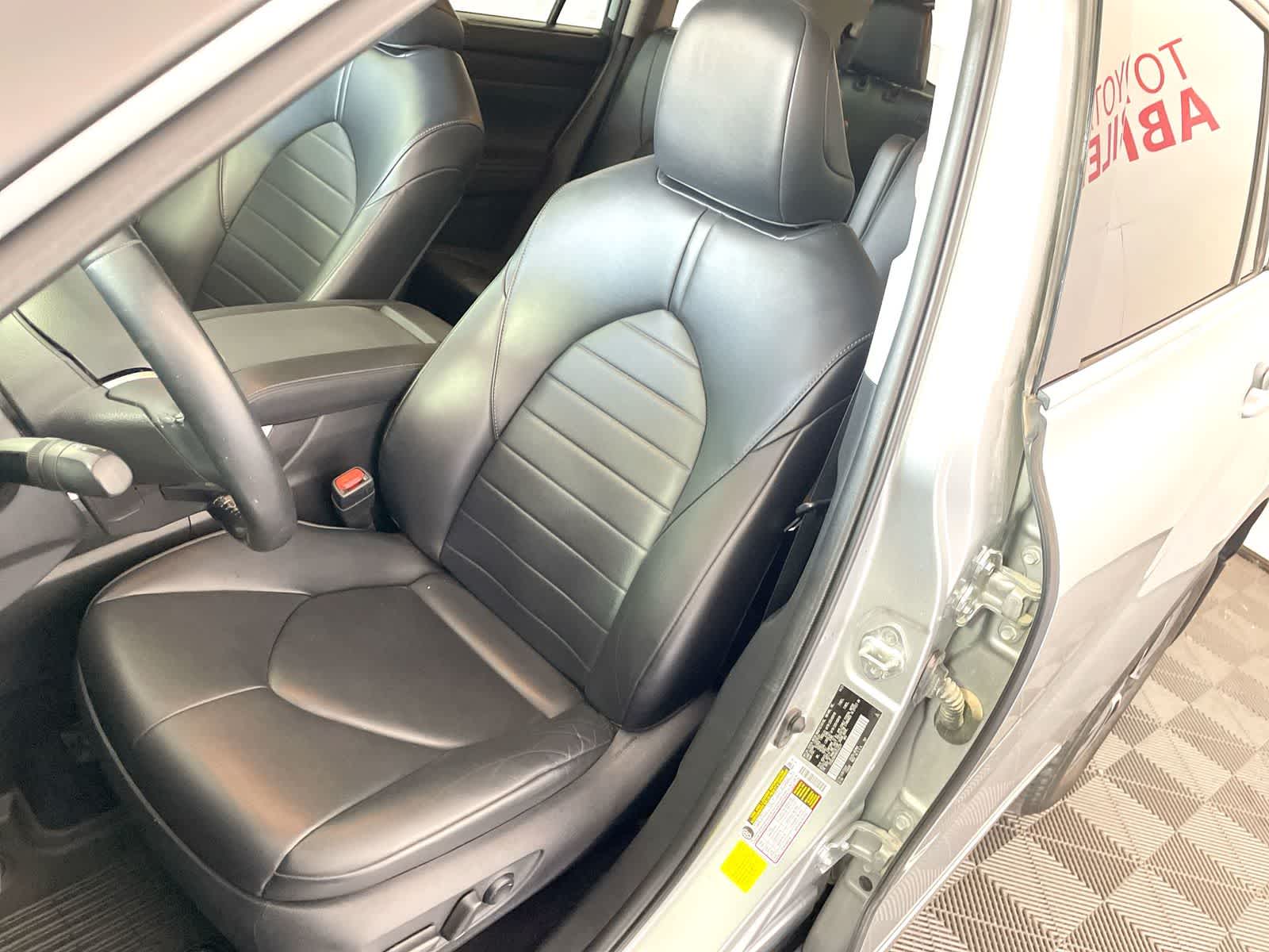 Thumbnail: 2022 Toyota Highlander - 10