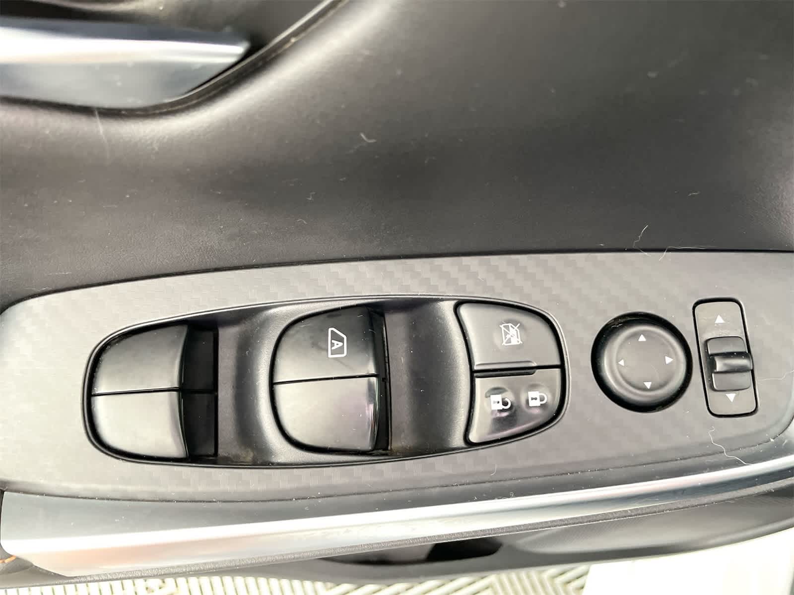 Thumbnail: 2020 Nissan Sentra - 11