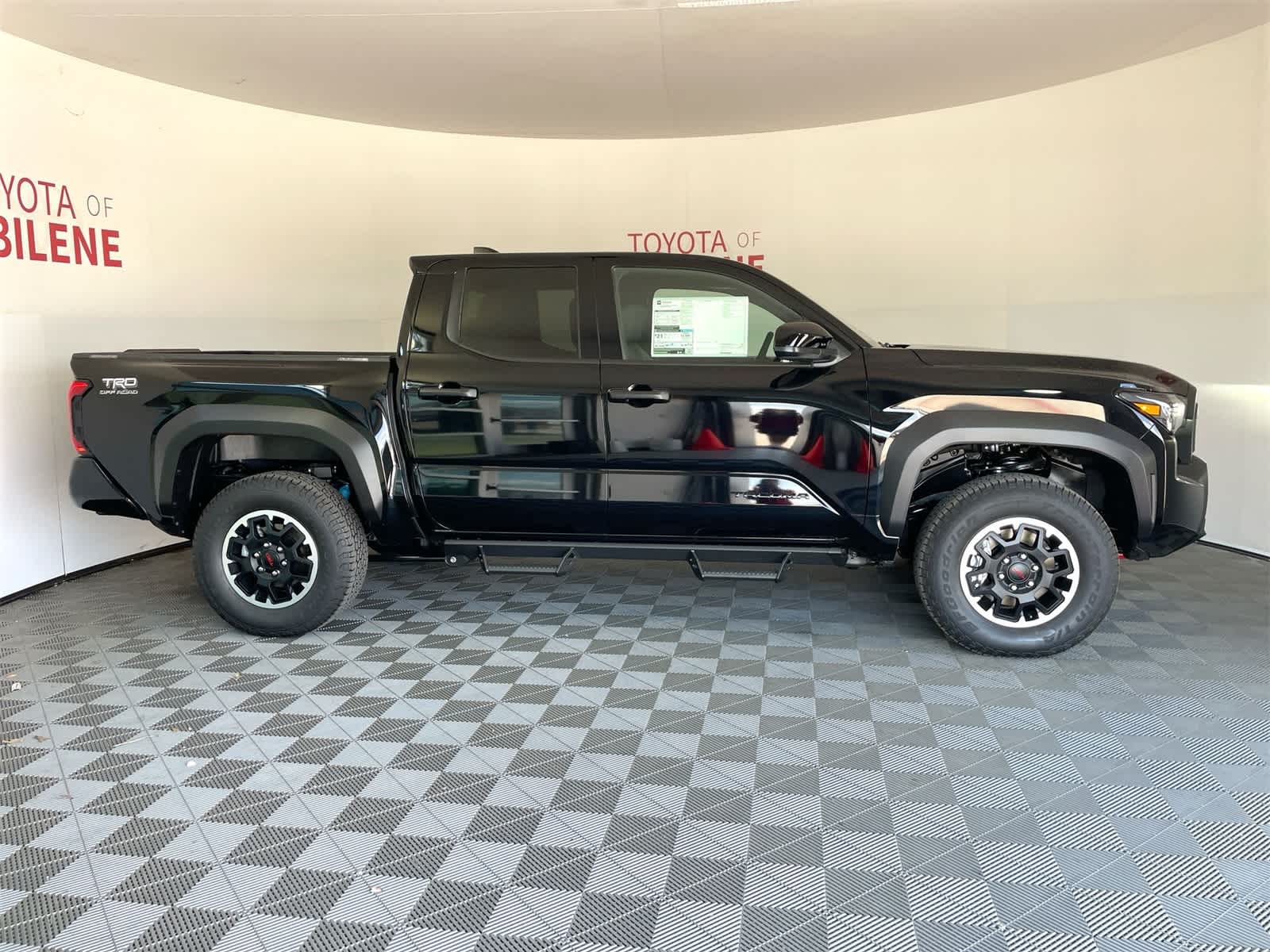 Thumbnail: 2025 Toyota Tacoma - 7