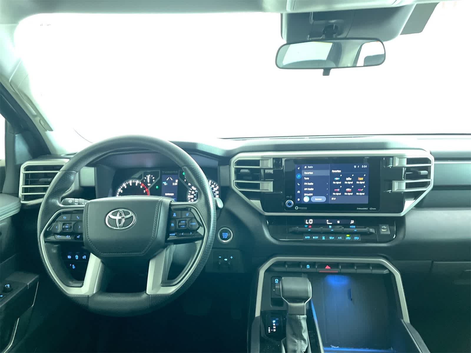 Thumbnail: 2023 Toyota Tundra - 15