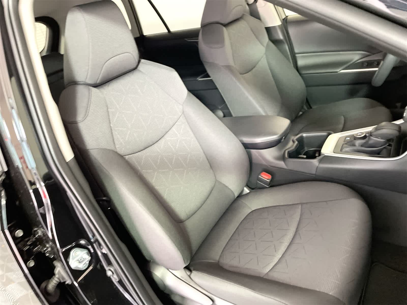 Thumbnail: 2025 Toyota RAV4 - 14