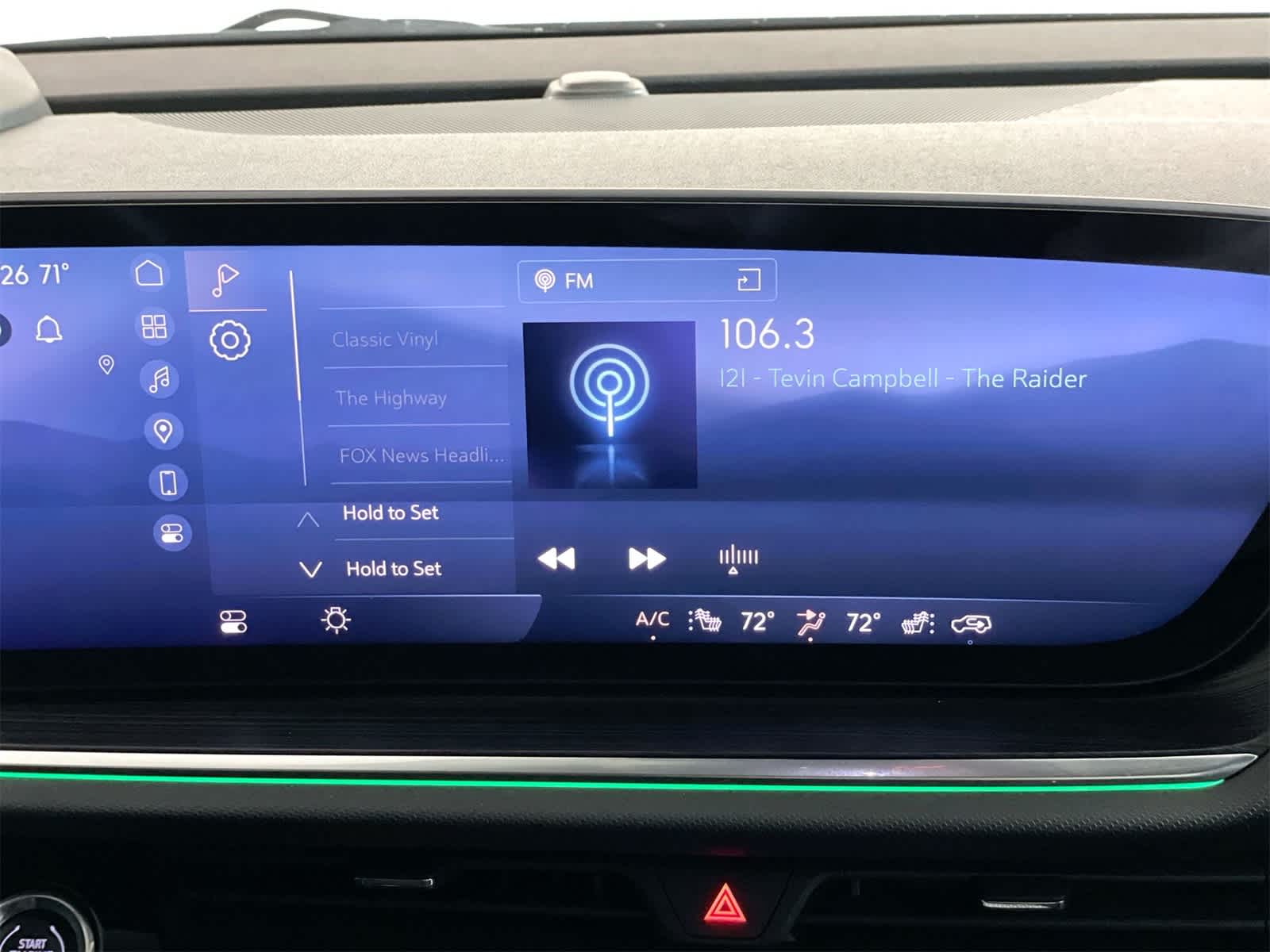 Thumbnail: 2024 Buick Envision - 18