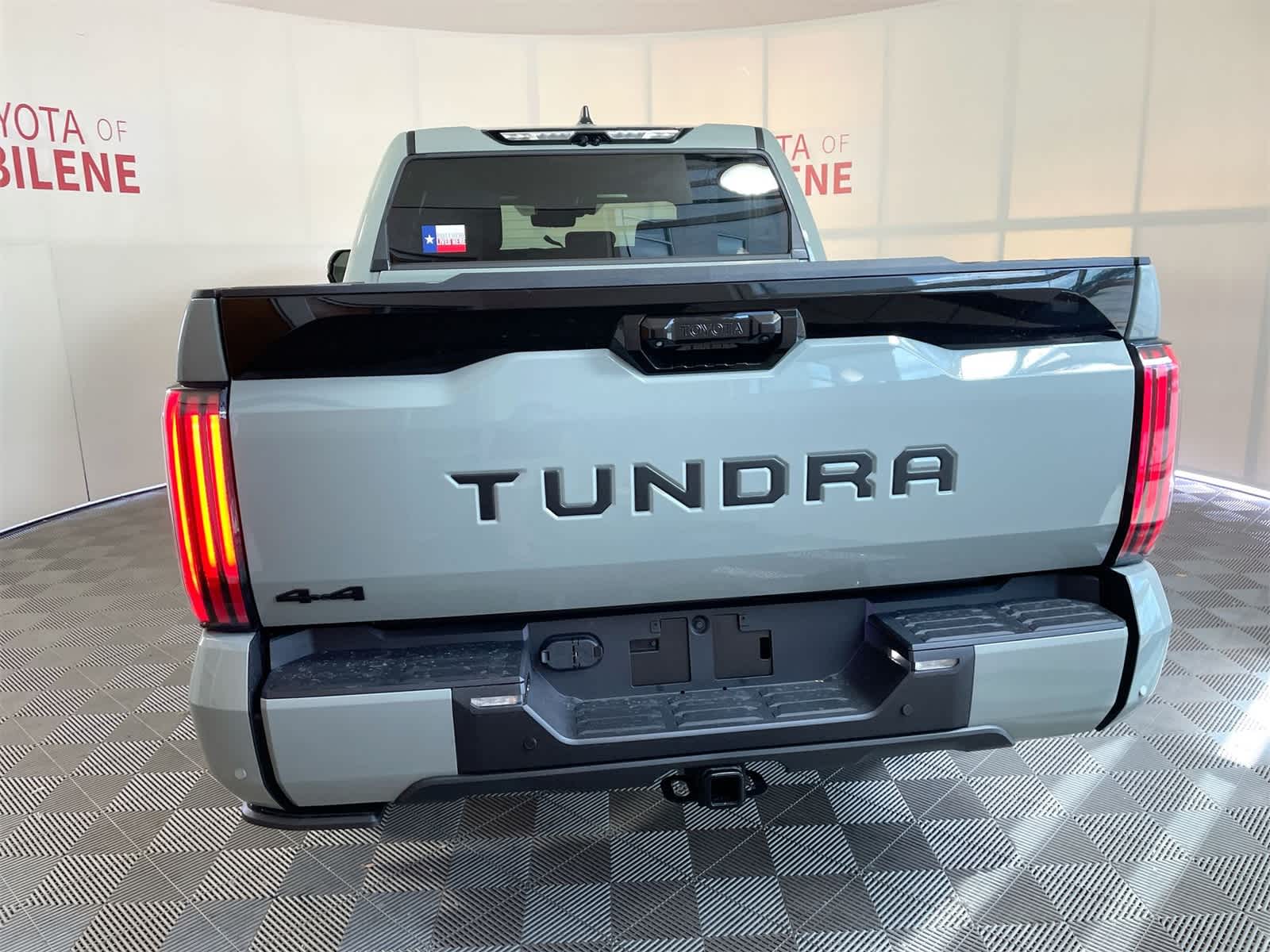 Thumbnail: 2026 Toyota Tundra - 4