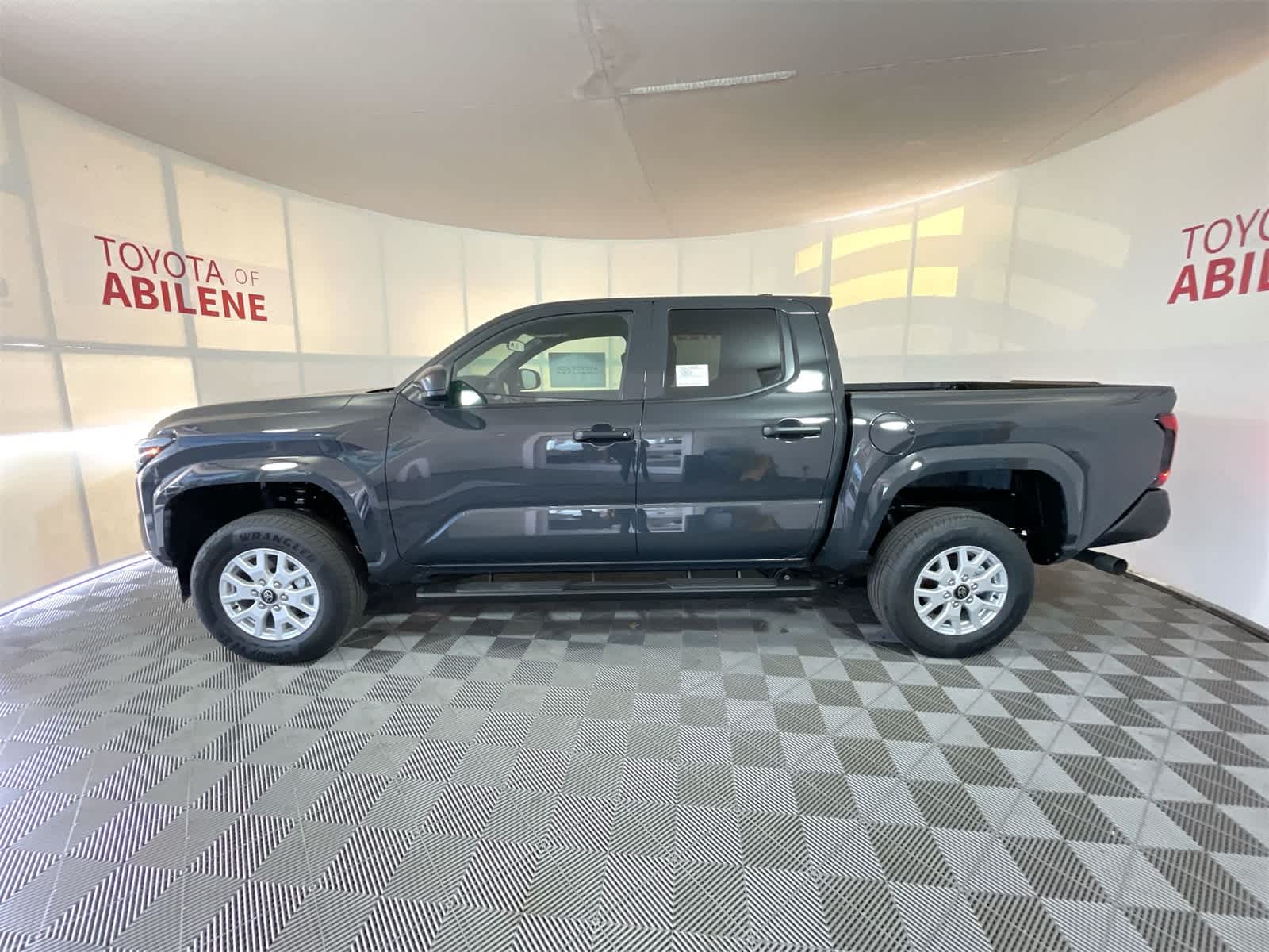 Thumbnail: 2025 Toyota Tacoma - 2
