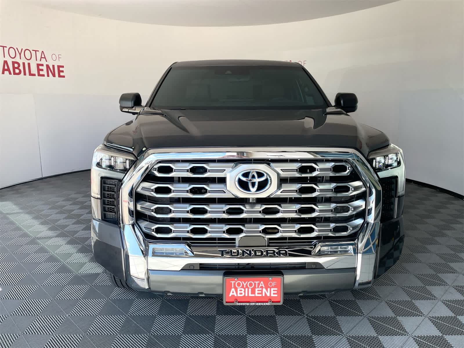 Thumbnail: 2024 Toyota Tundra - 9