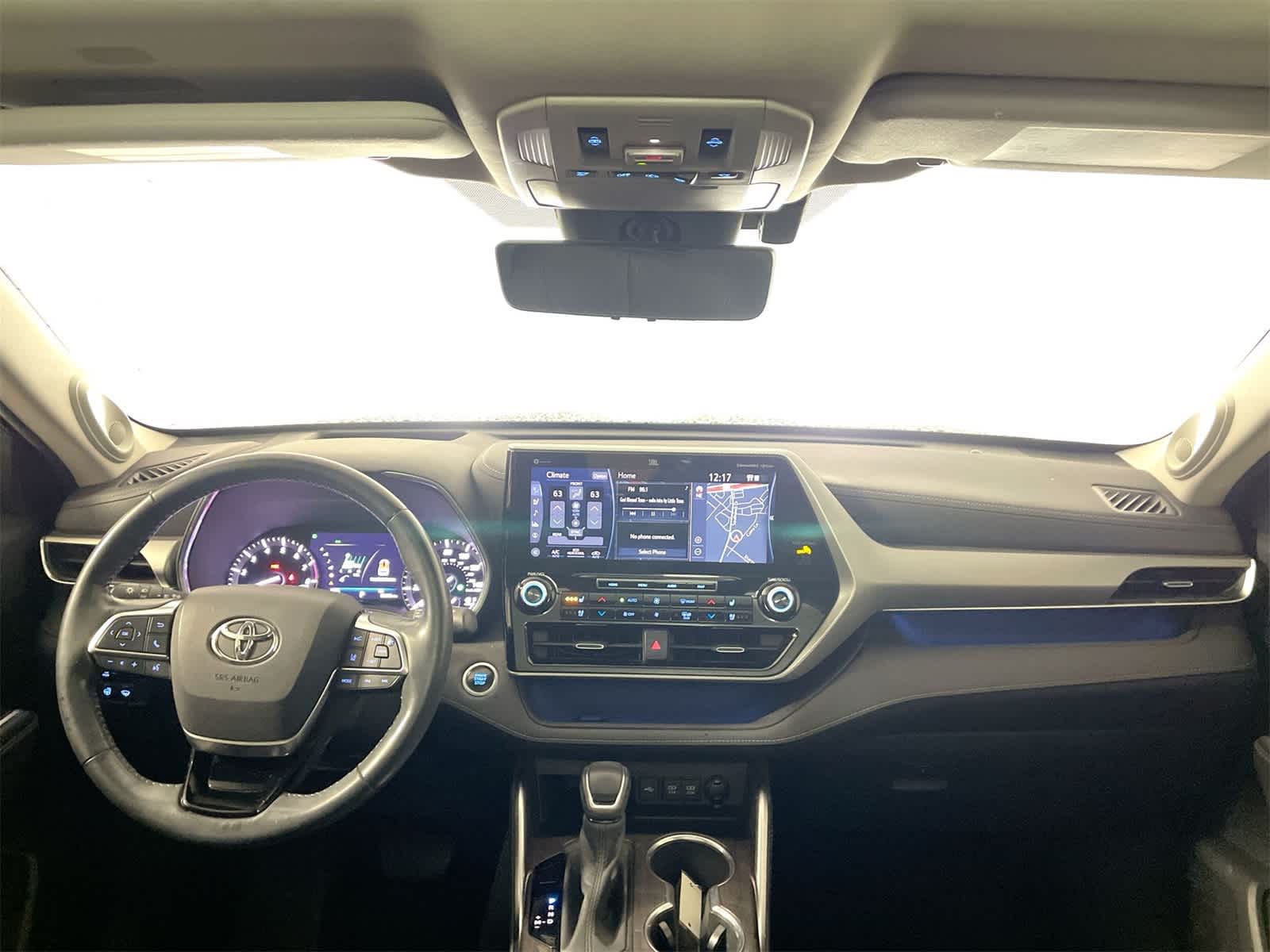 Thumbnail: 2020 Toyota Highlander - 17