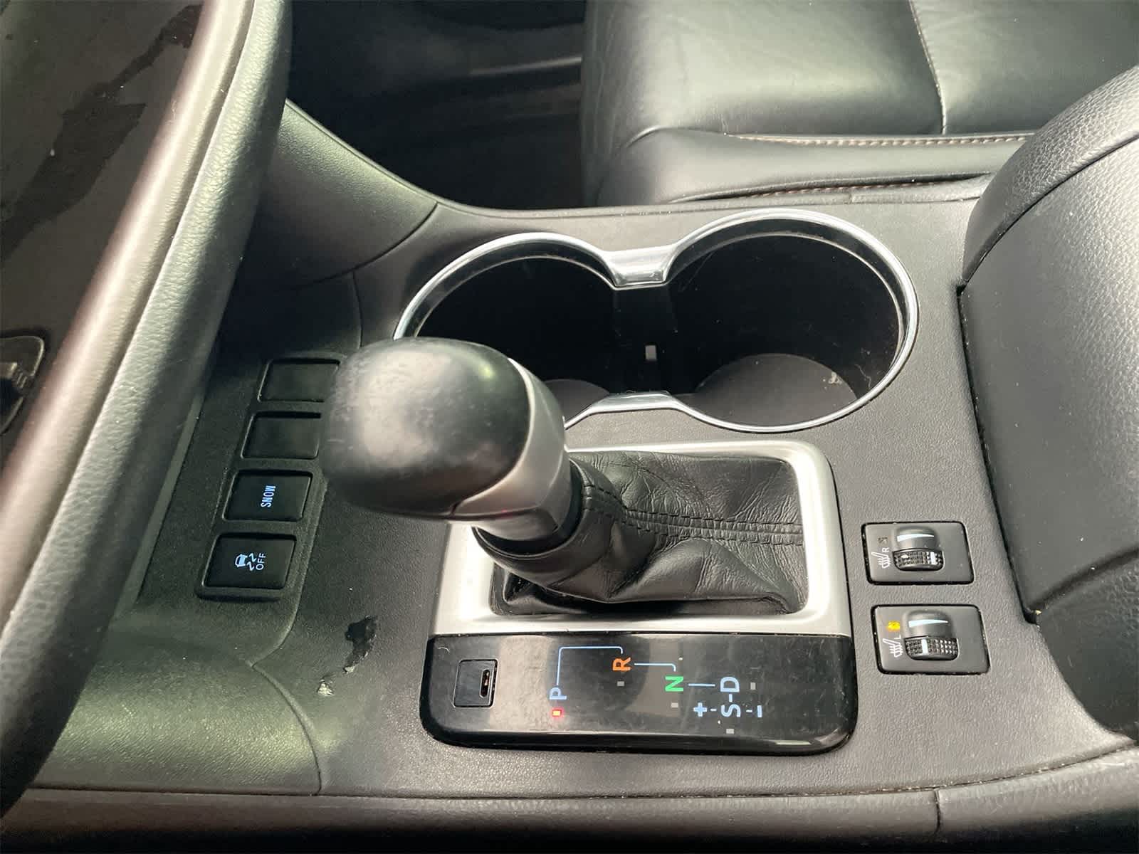 Thumbnail: 2019 Toyota Highlander - 25