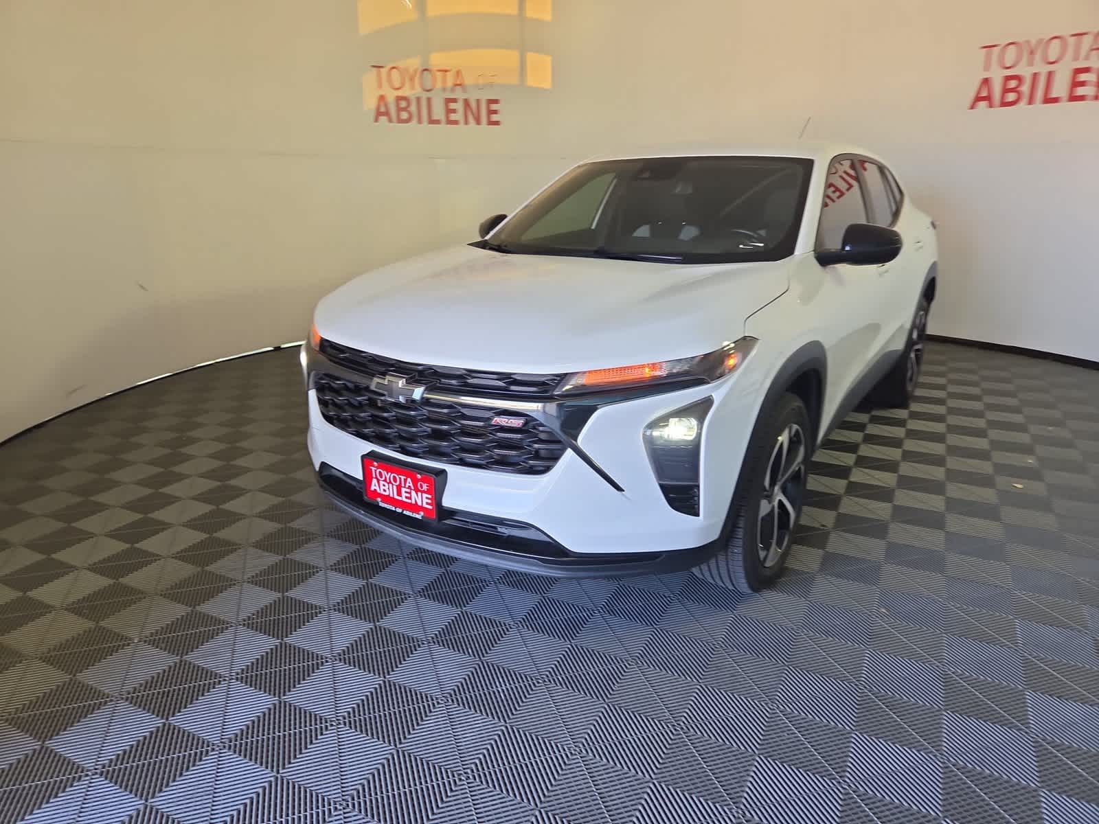 2024 Chevrolet Trax RS