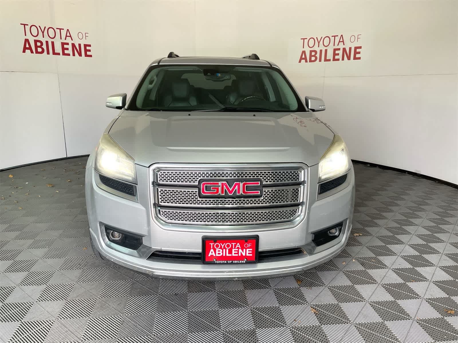 Thumbnail: 2015 GMC Acadia - 8