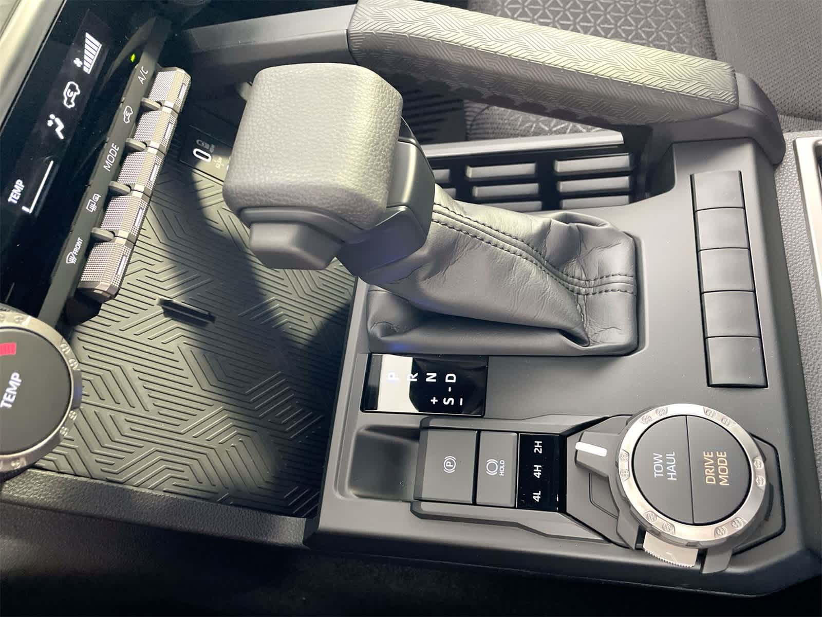 Thumbnail: 2025 Toyota 4Runner - 23