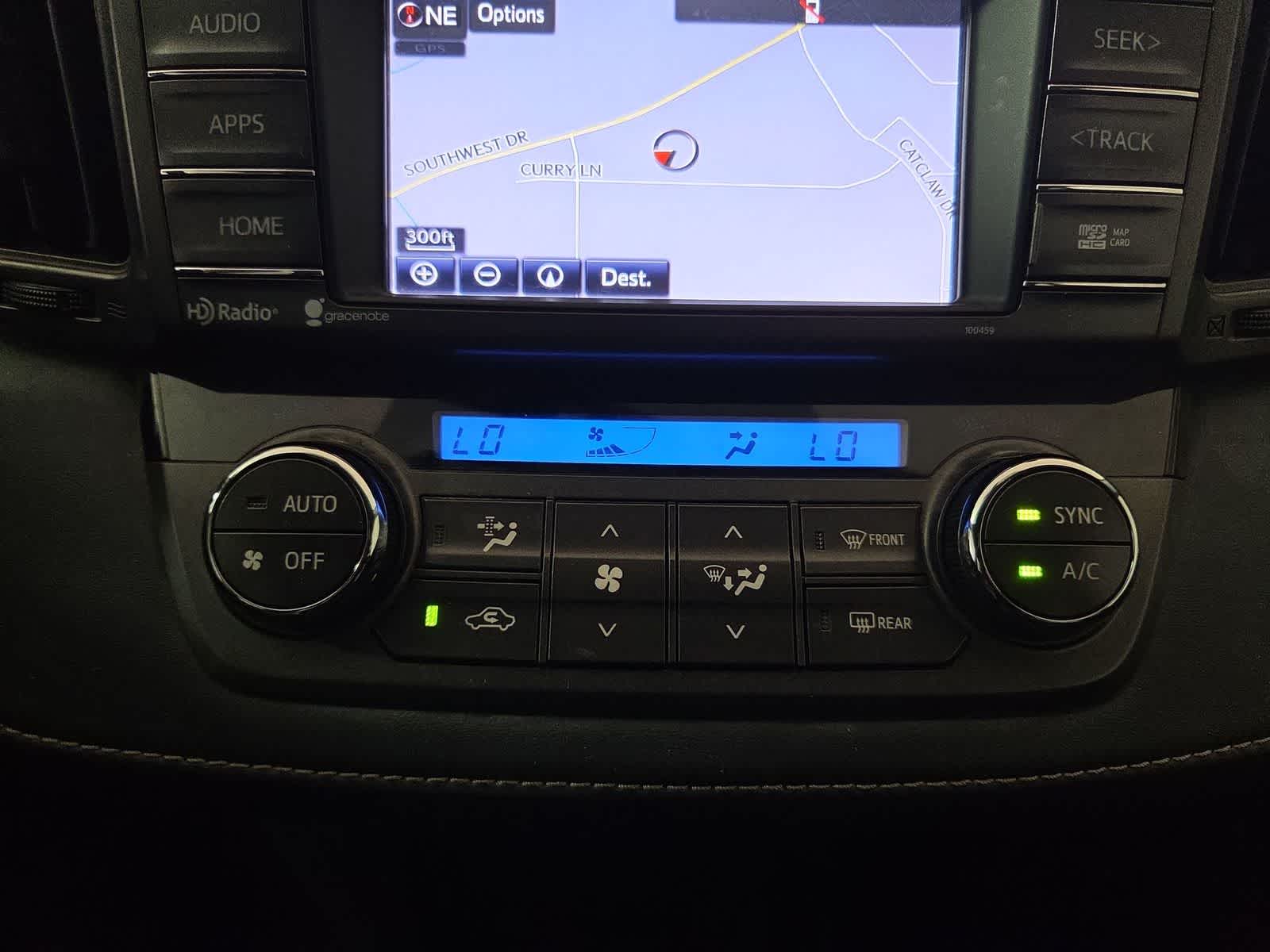 Thumbnail: 2015 Toyota RAV4 - 22