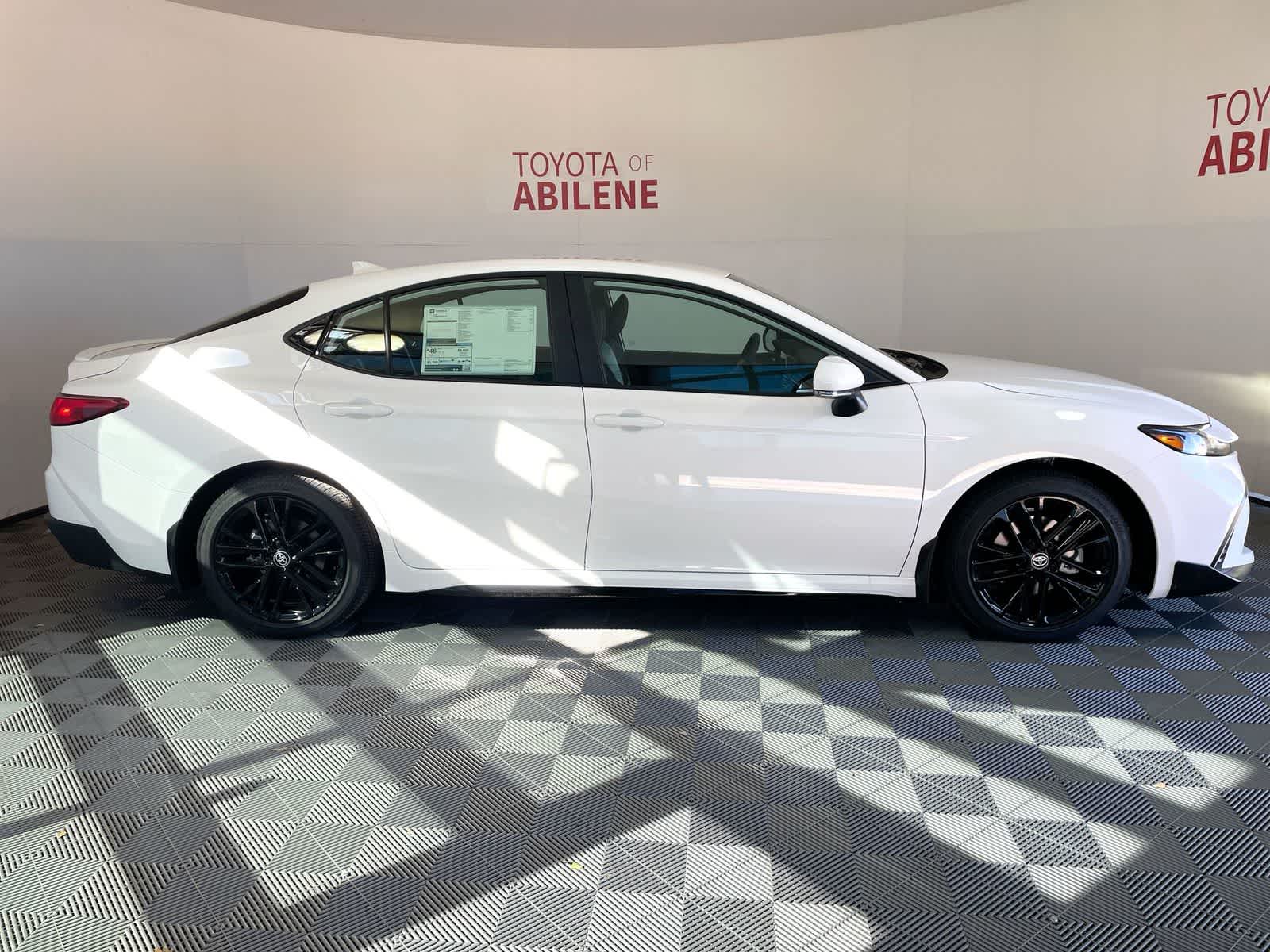 Thumbnail: 2026 Toyota Camry - 8