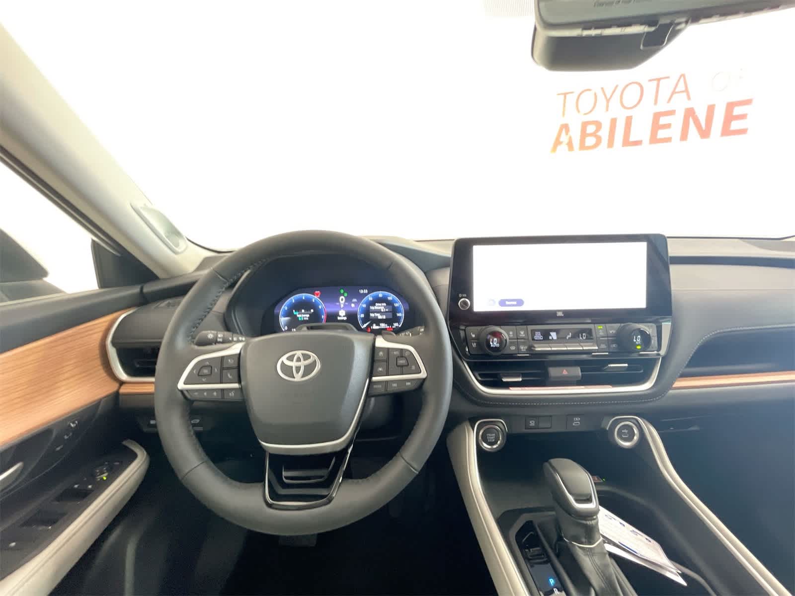 Thumbnail: 2025 Toyota Grand Highlander - 17